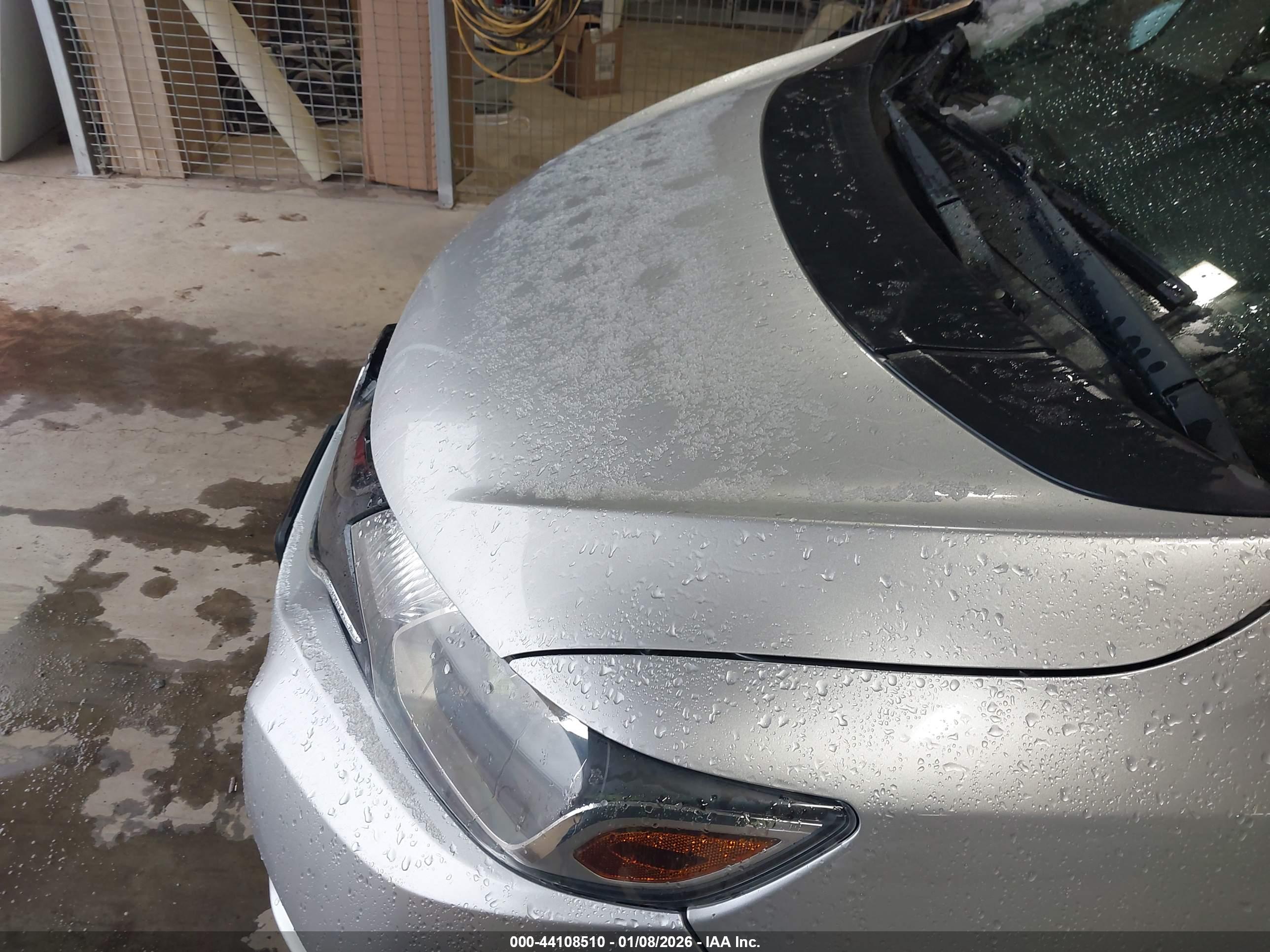 HONDA FIT image 6
