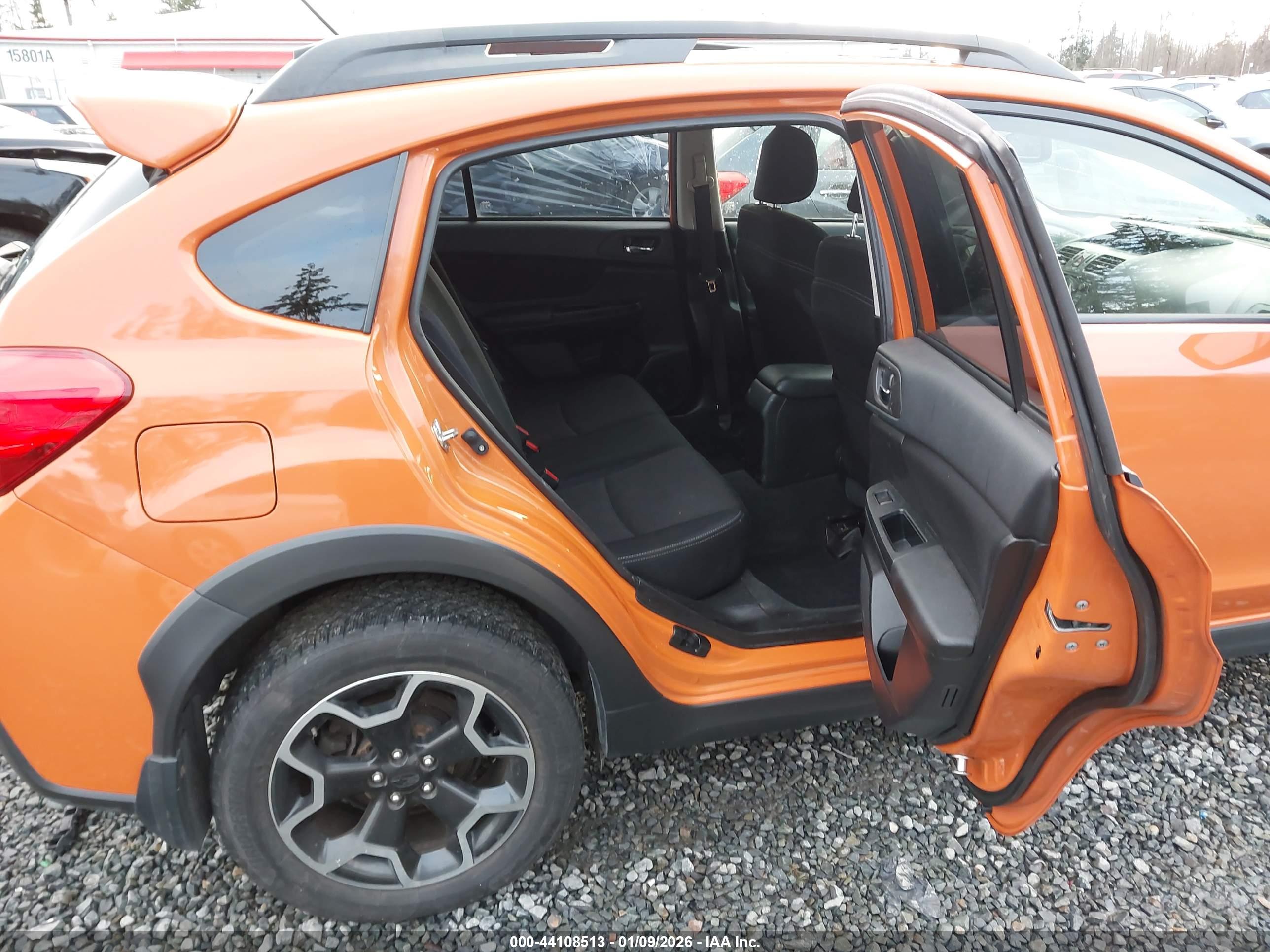 SUBARU XV image 8
