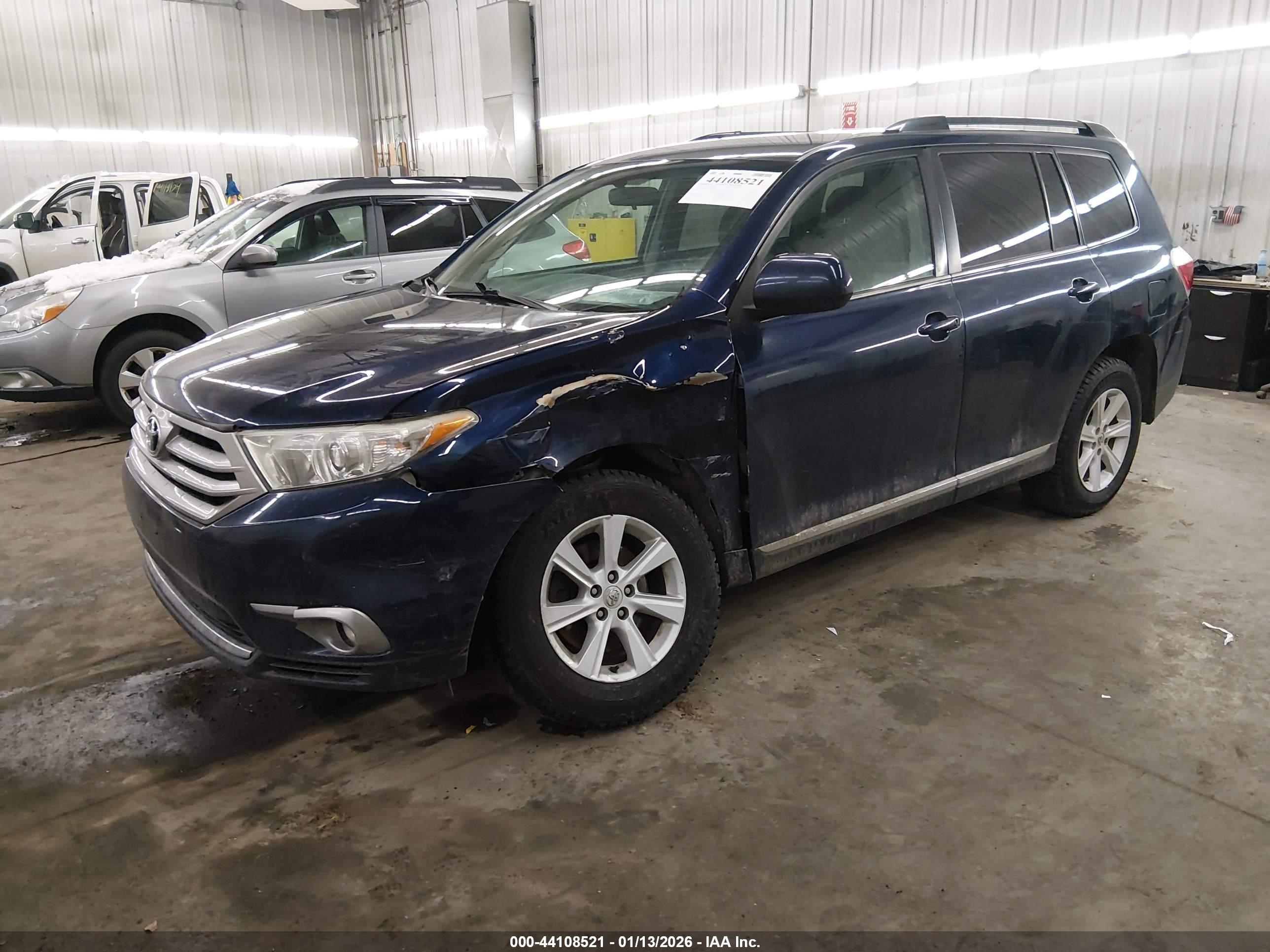 TOYOTA HIGHLANDER image 2
