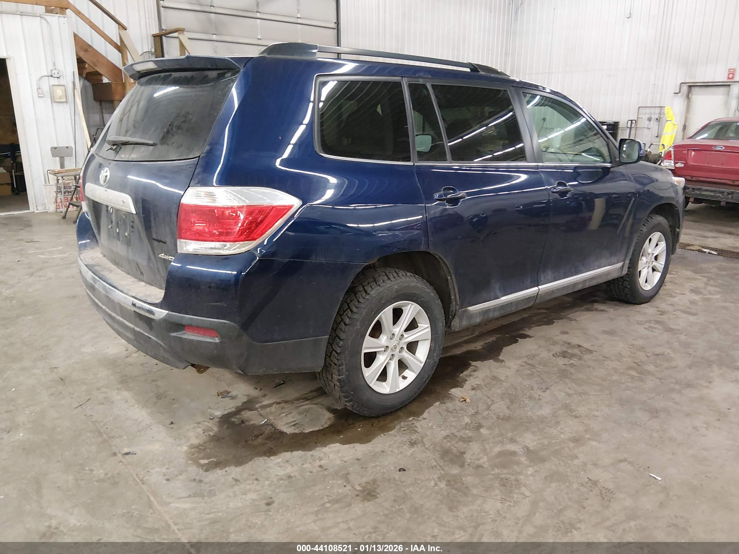TOYOTA HIGHLANDER image 4