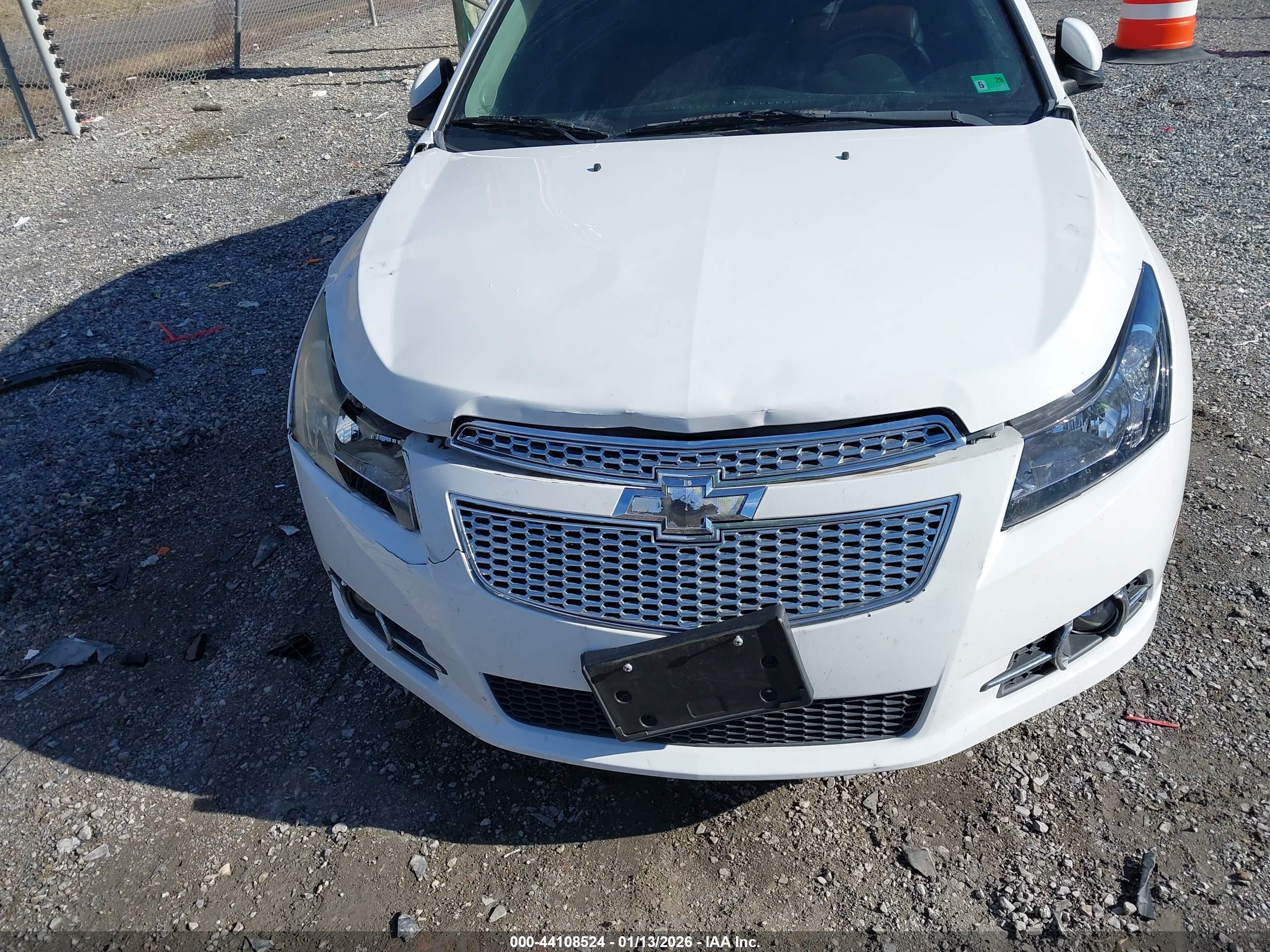 CHEVROLET CRUZE image 6