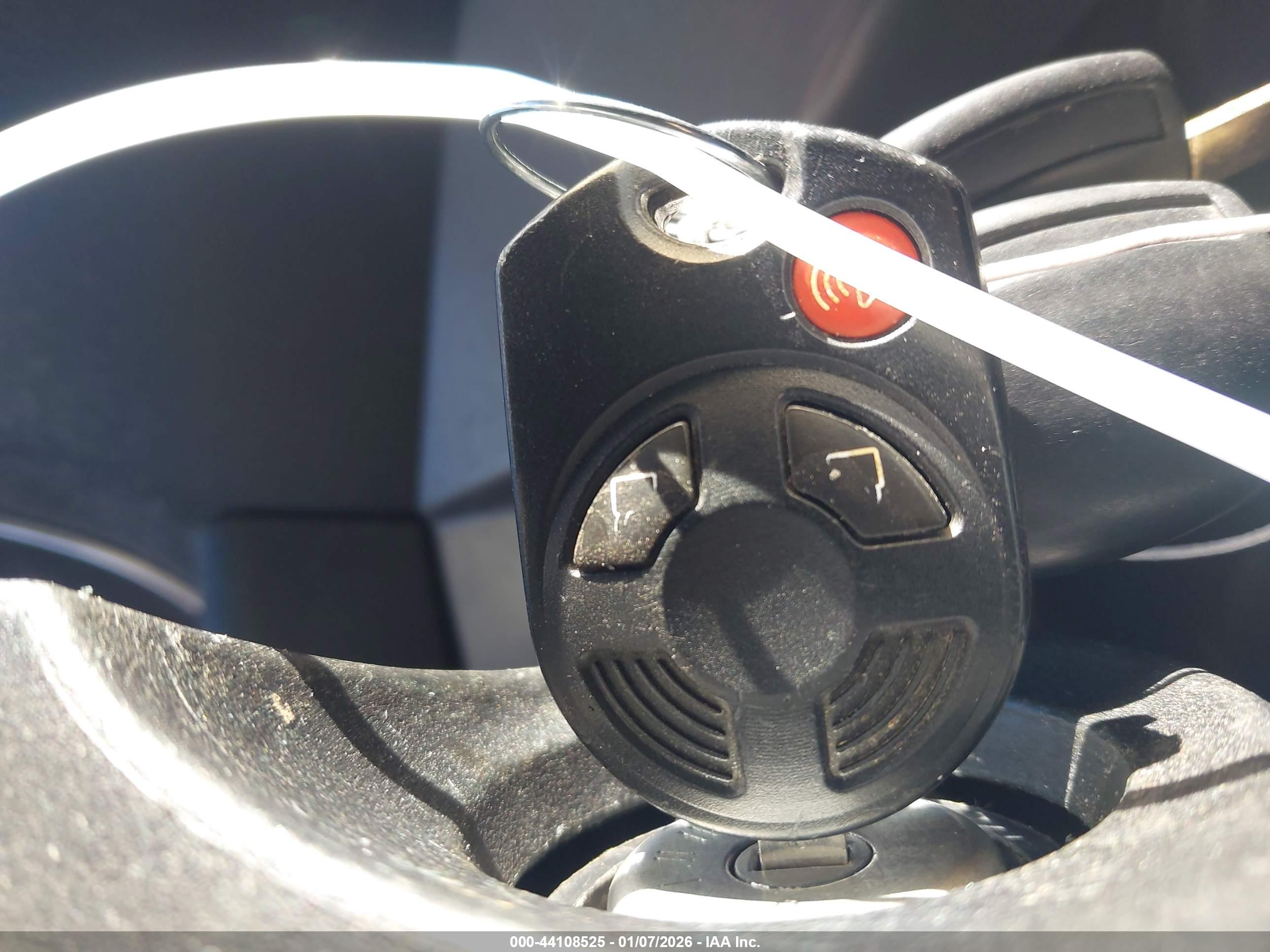FORD ESCAPE image 11