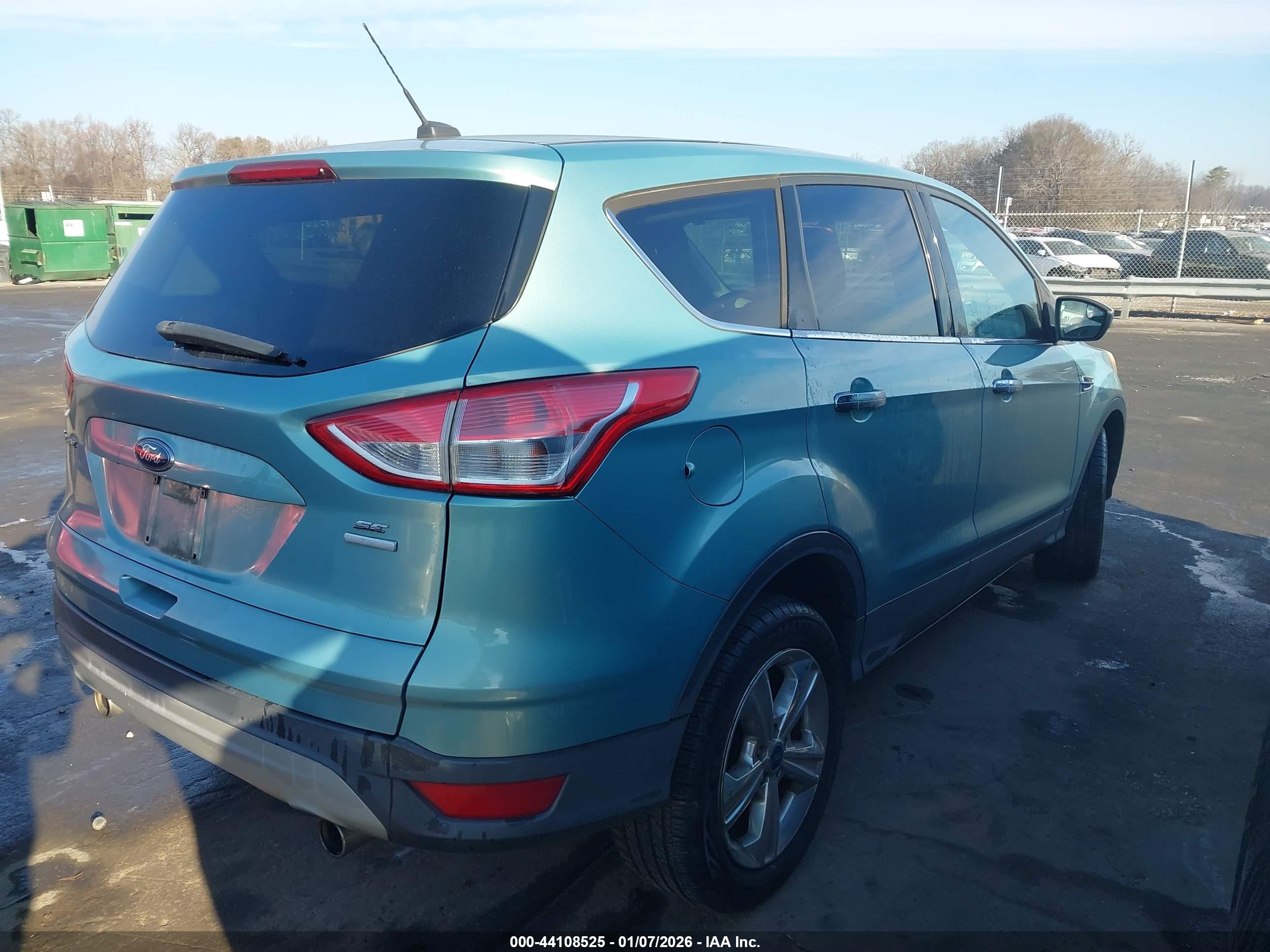 FORD ESCAPE image 4