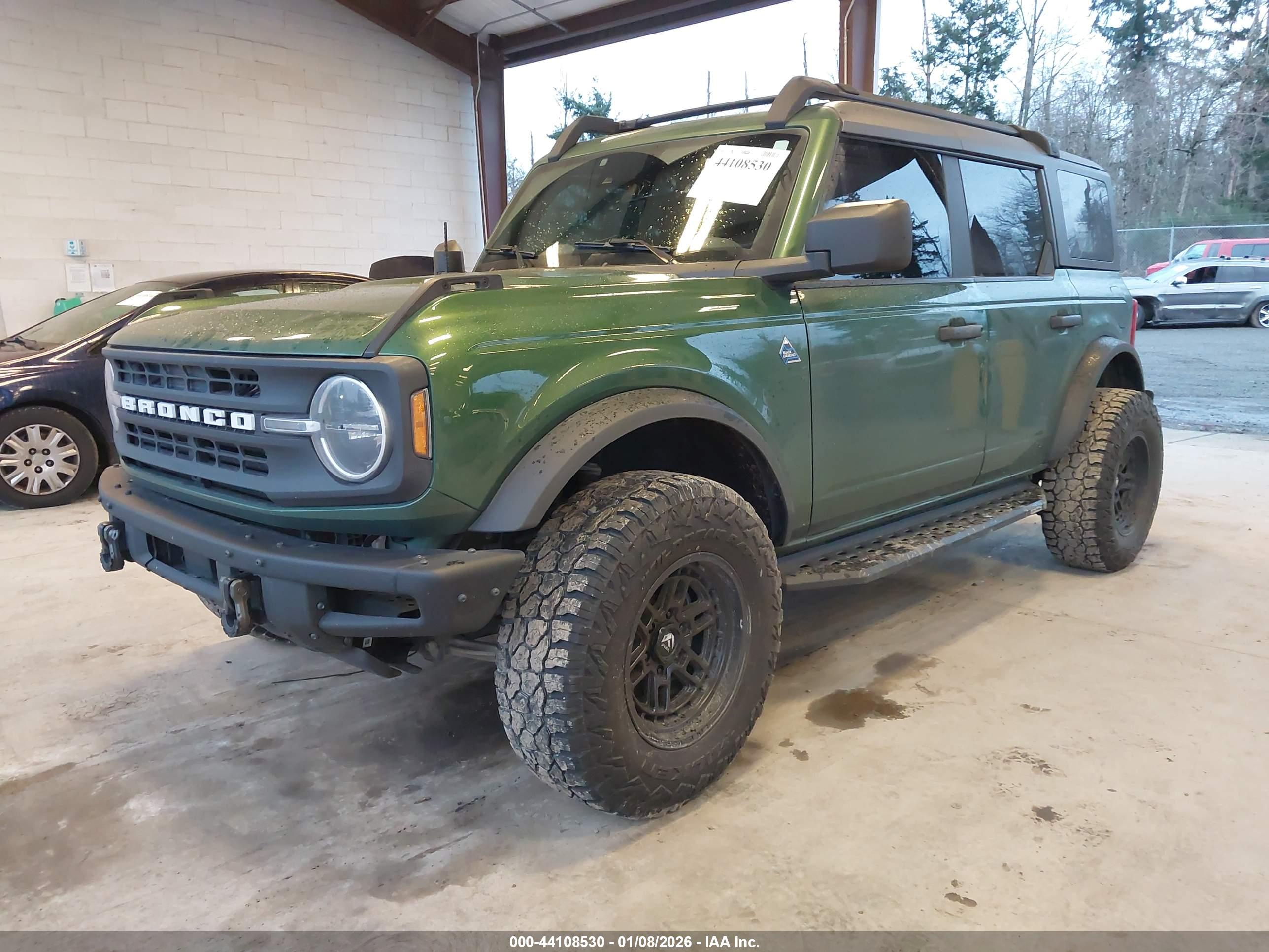 FORD BRONCO image 2