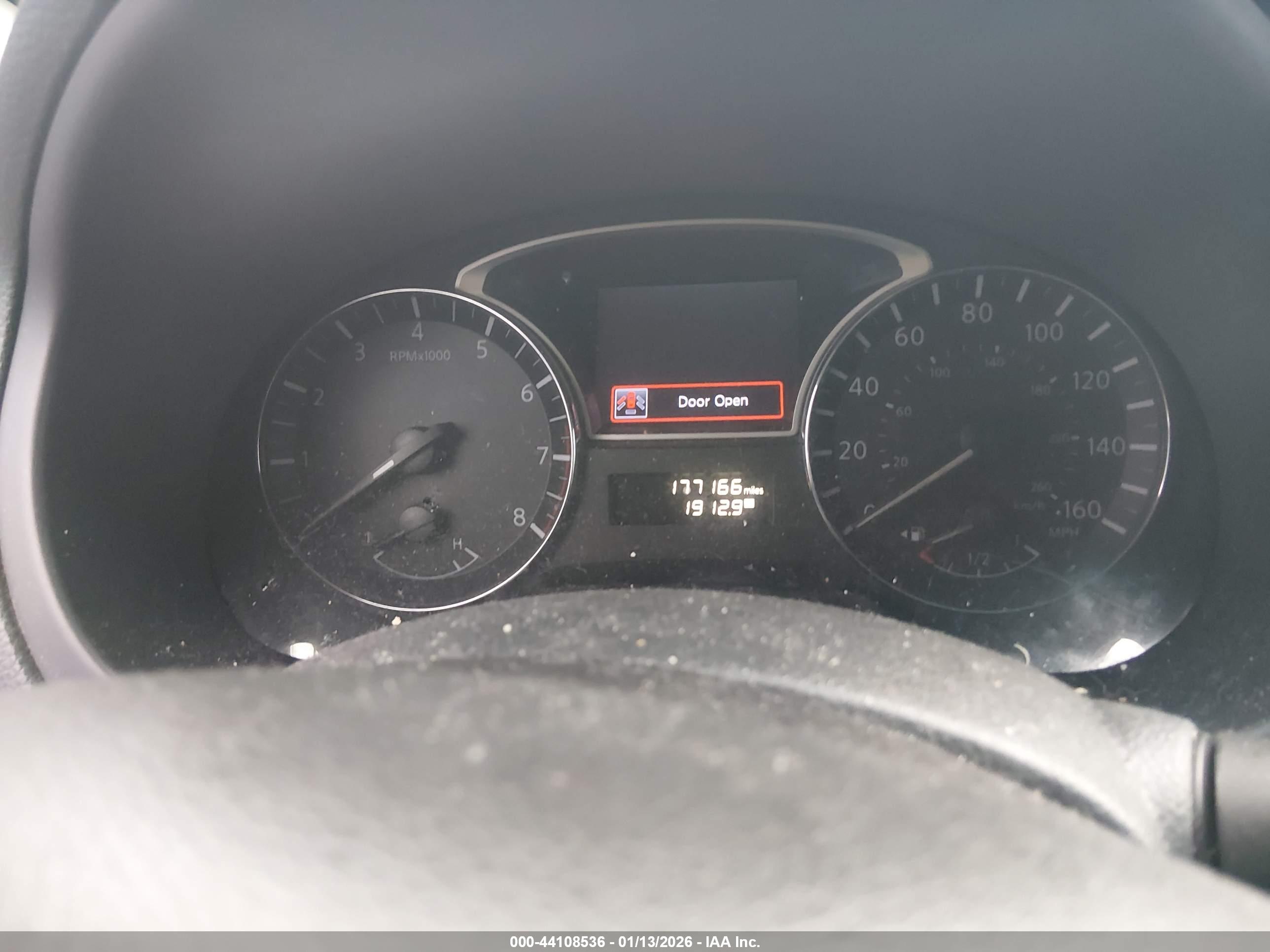 NISSAN ALTIMA image 7