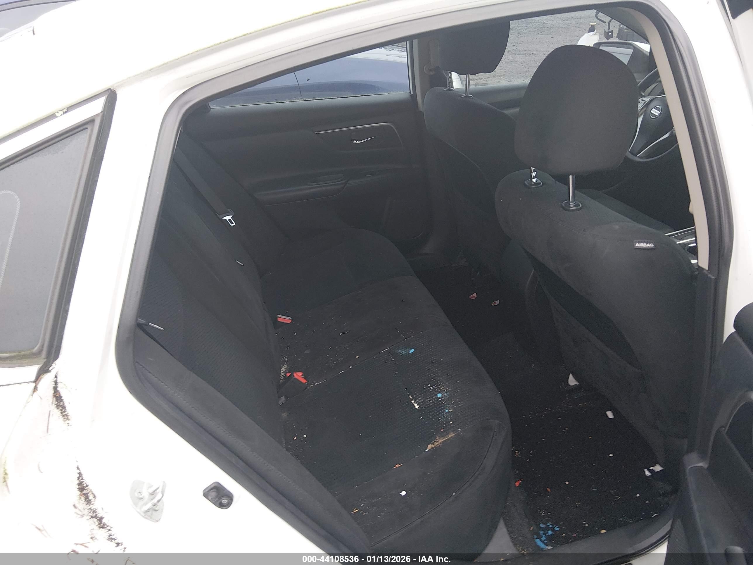 NISSAN ALTIMA image 8