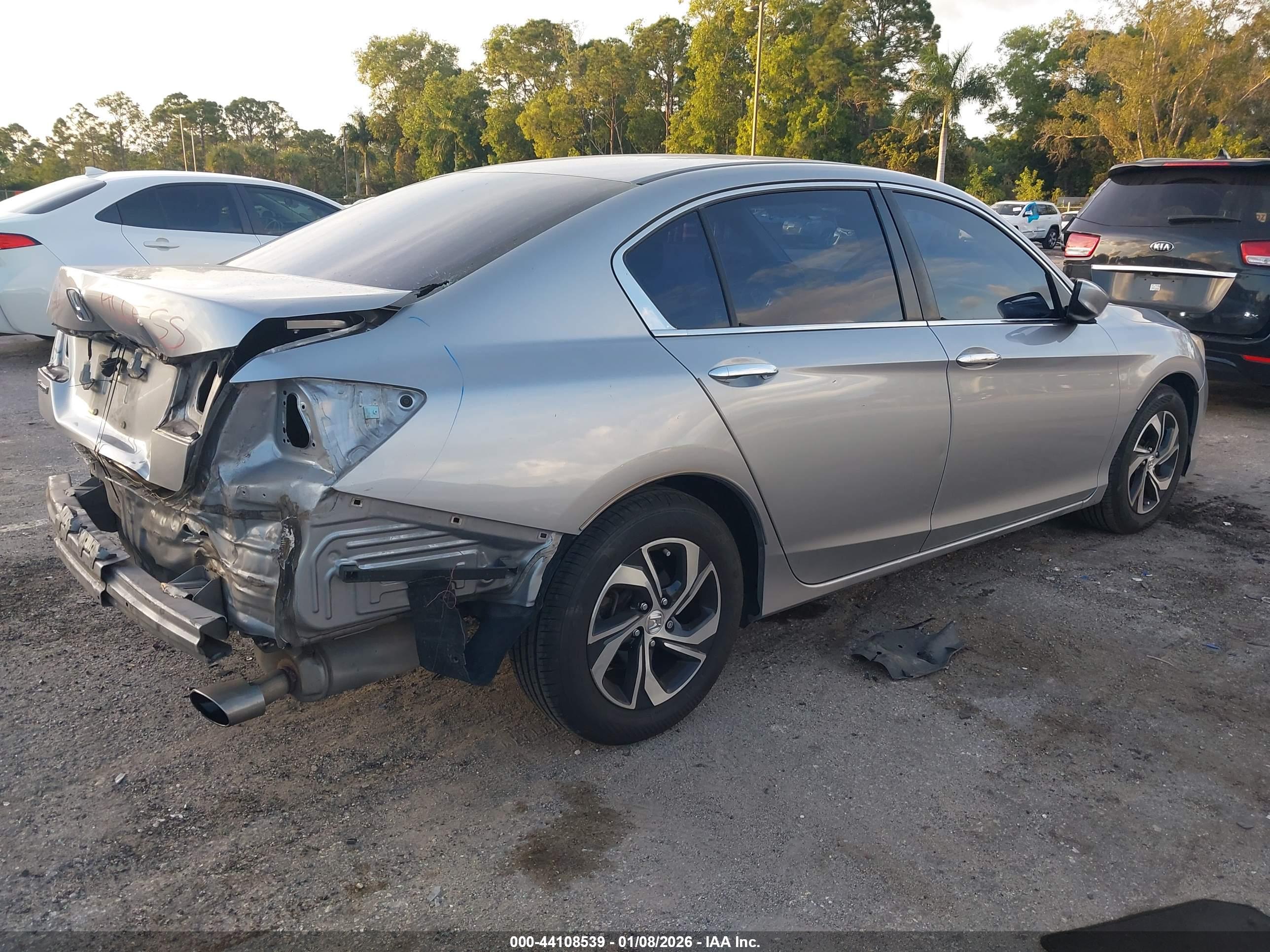 HONDA ACCORD image 4