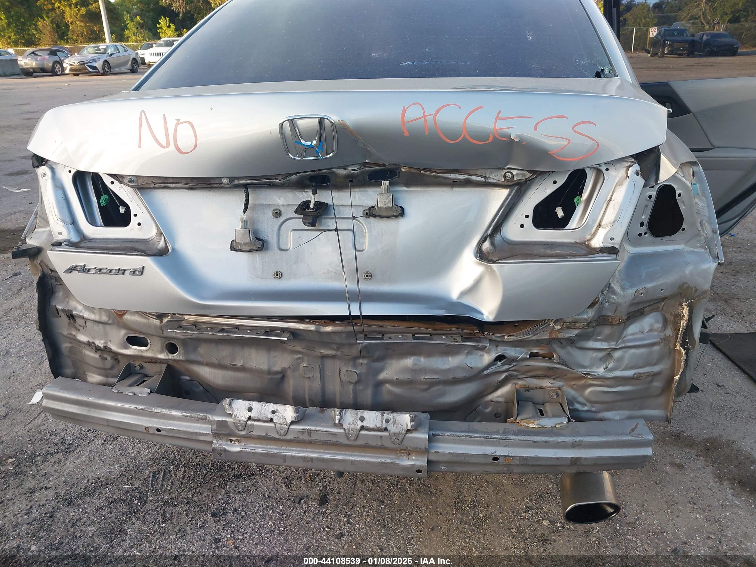 HONDA ACCORD image 6