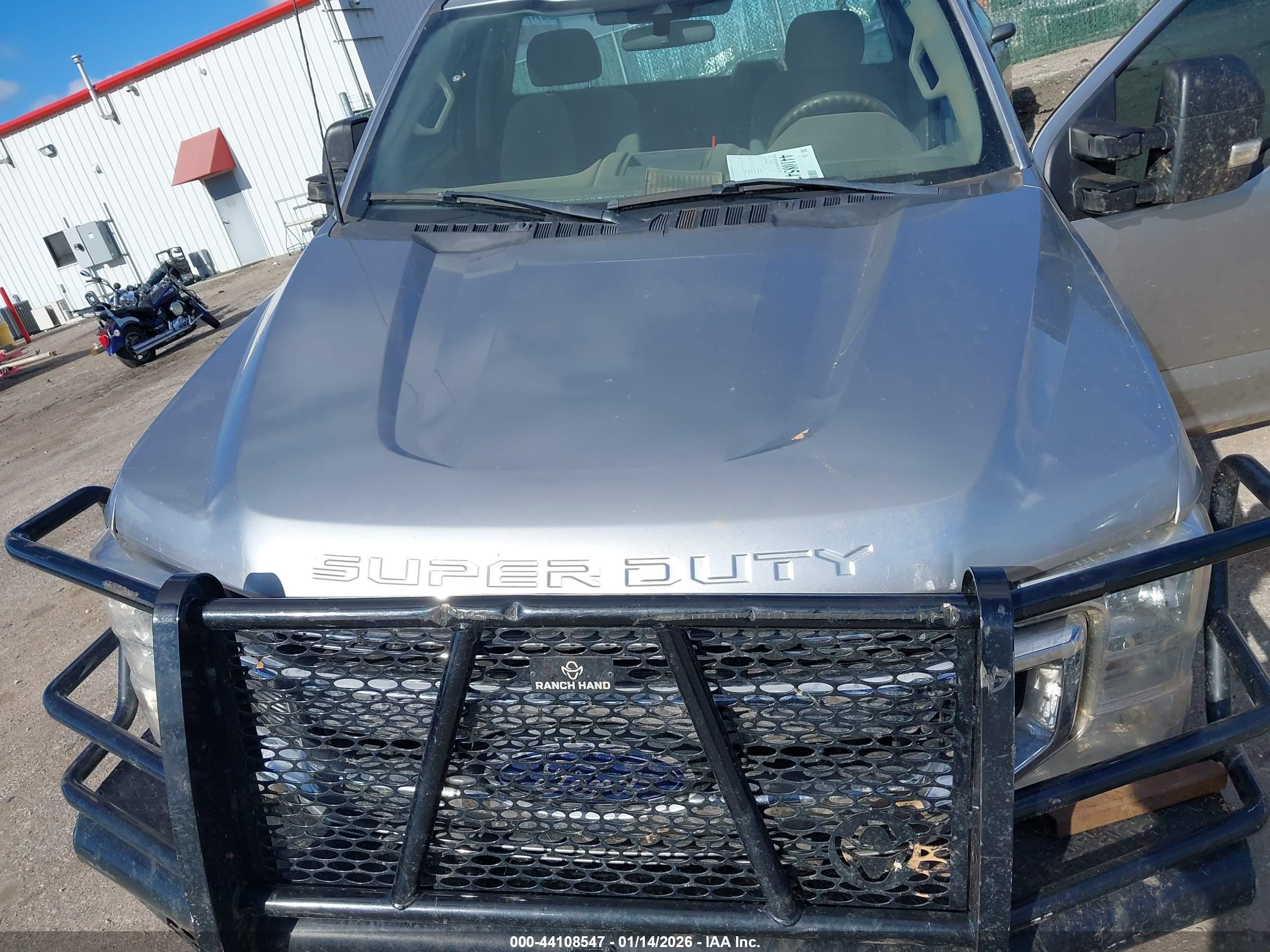 FORD F-350 image 10