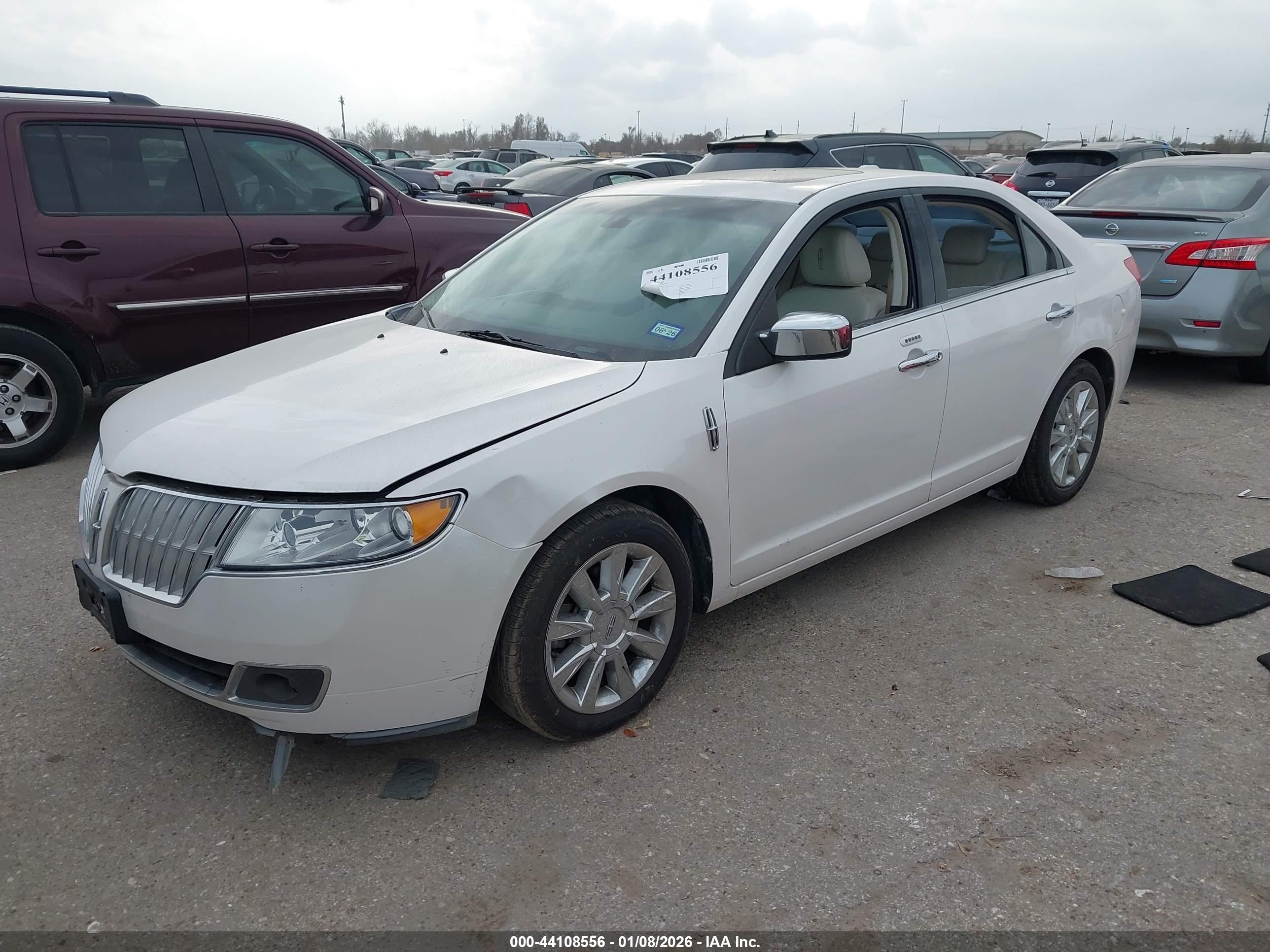 LINCOLN MKZ image 2