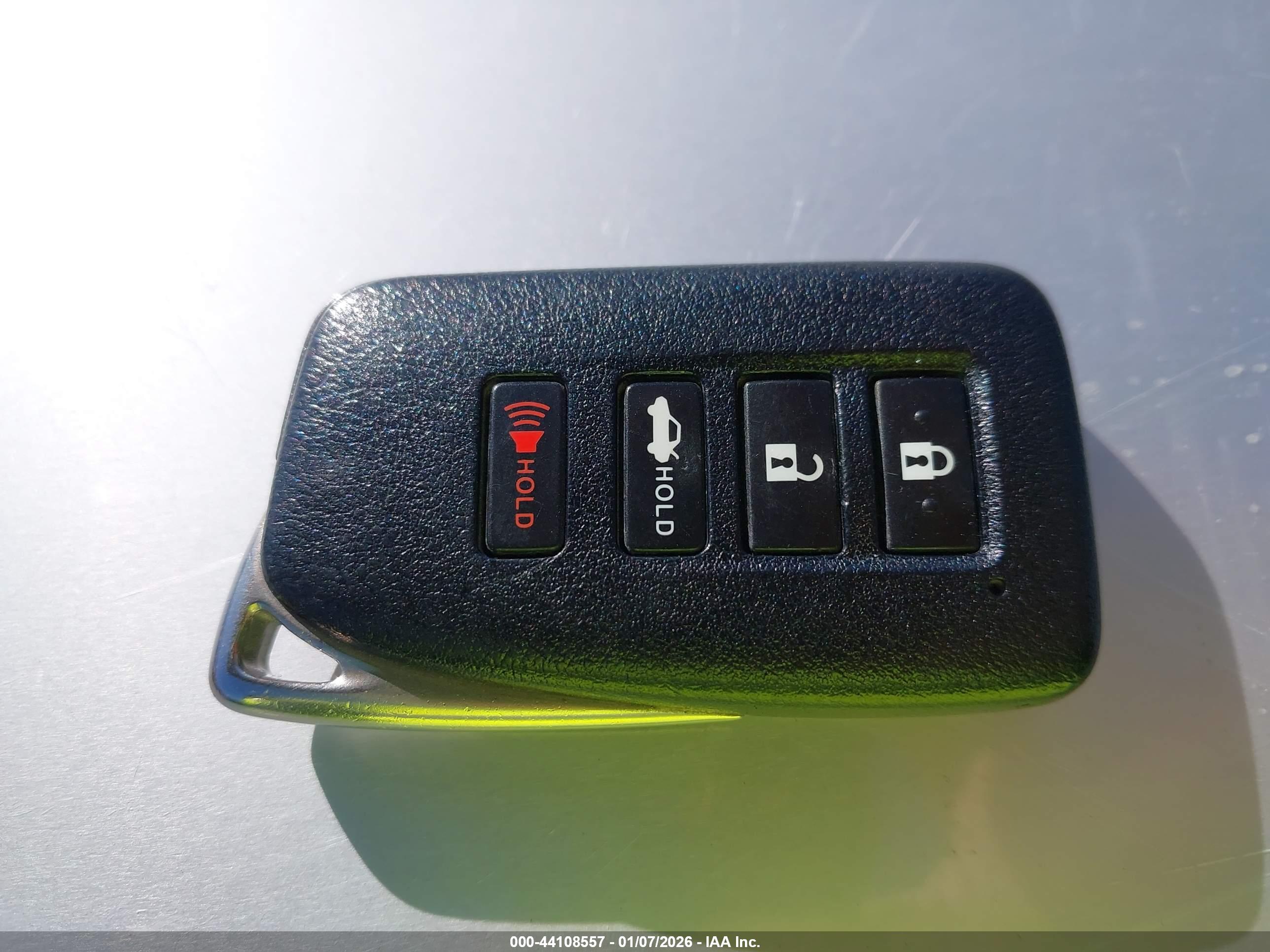 LEXUS IS image 11