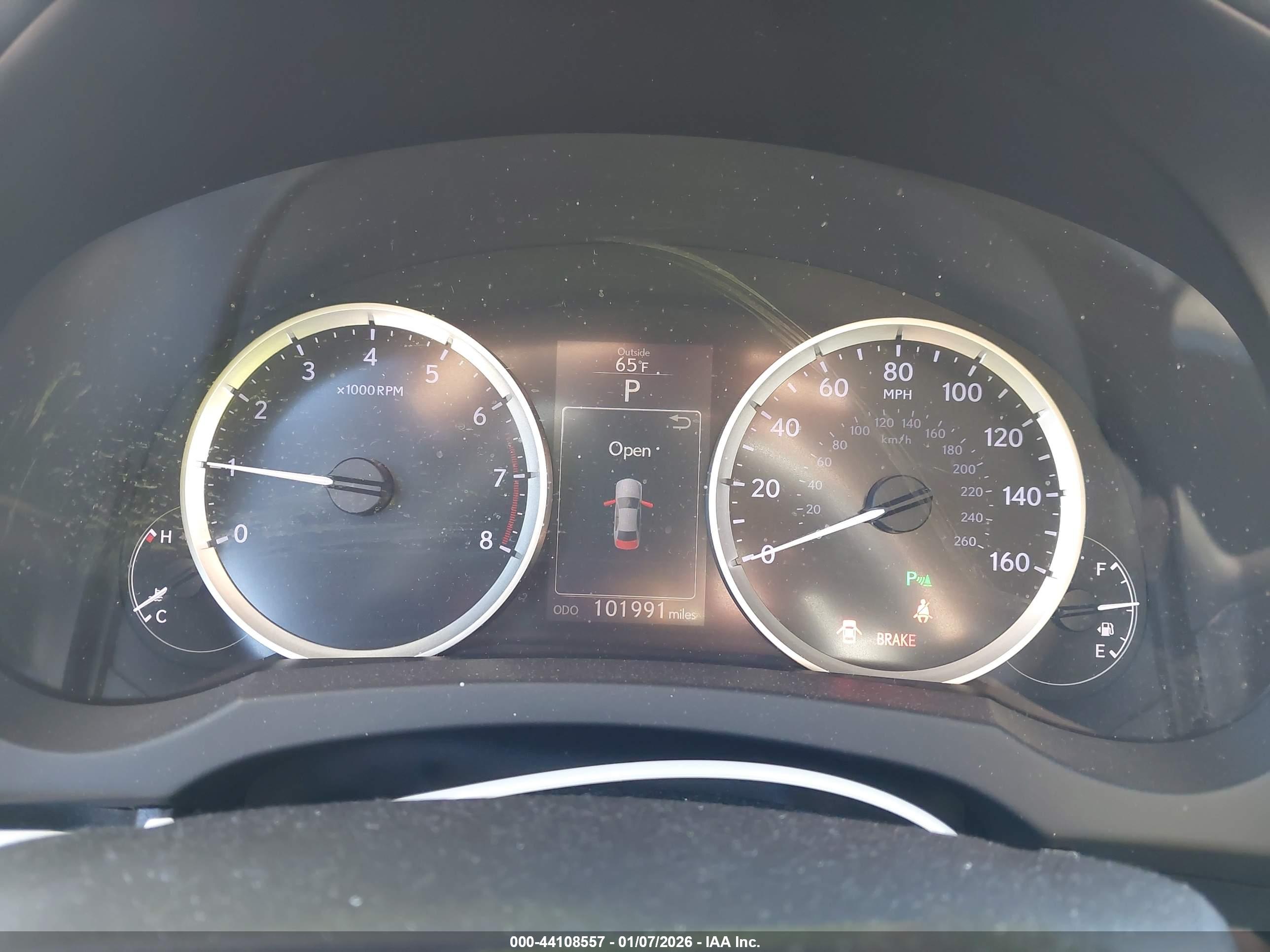 LEXUS IS image 7