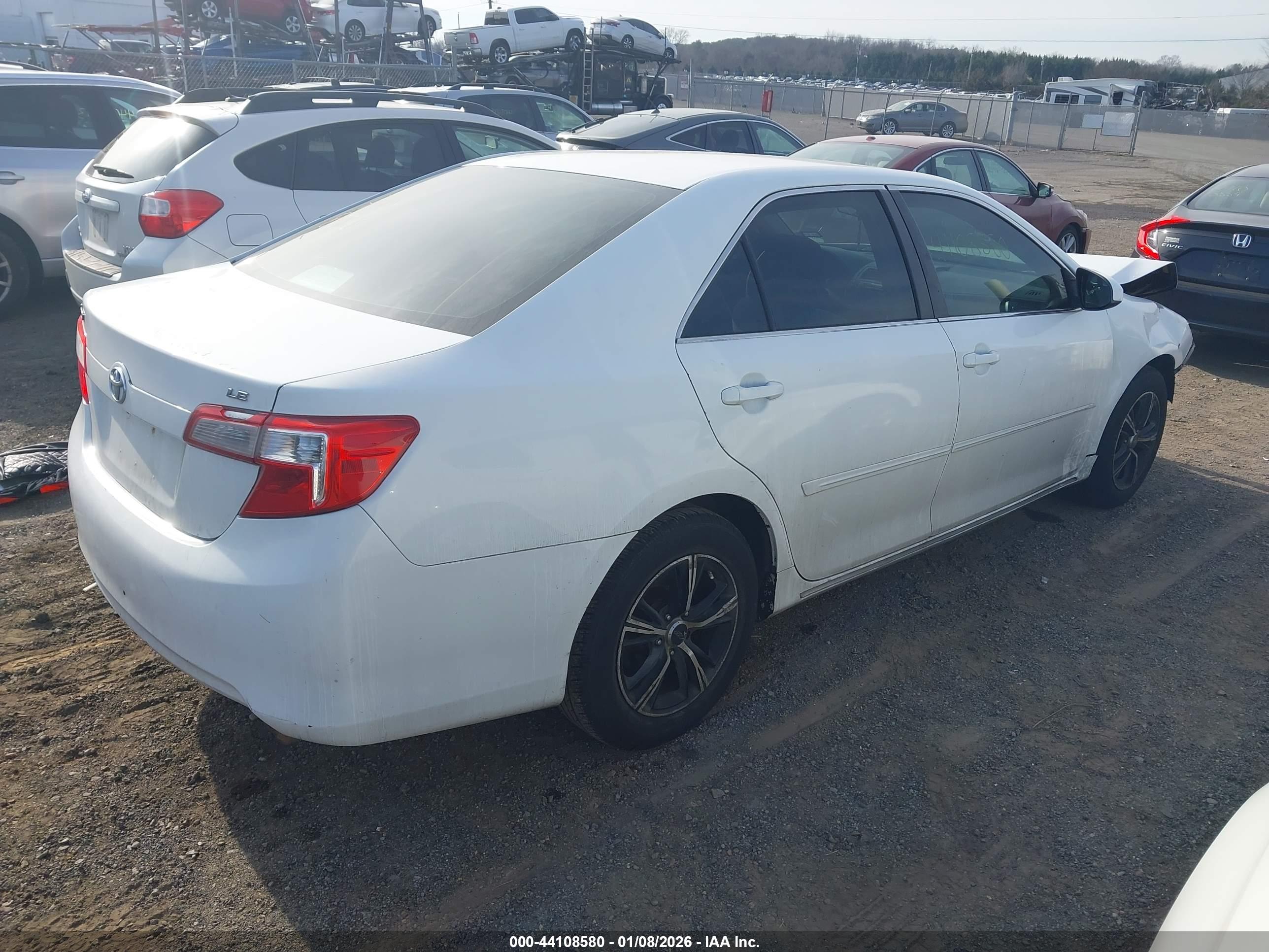 TOYOTA CAMRY image 4