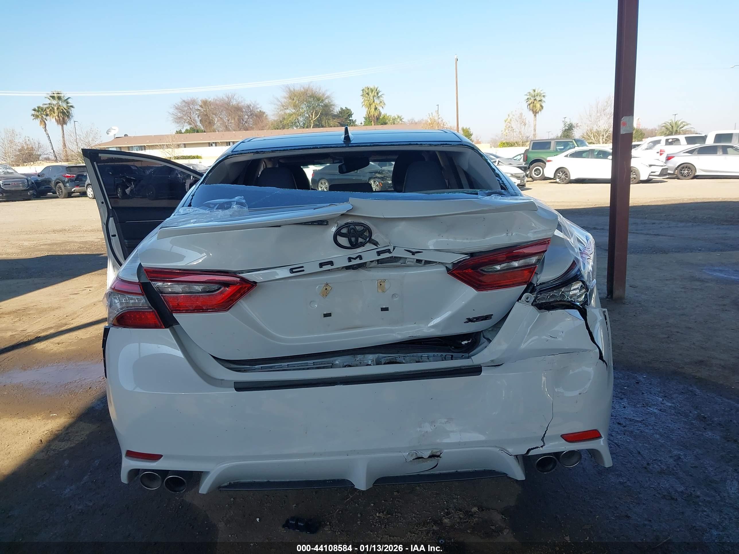 TOYOTA CAMRY image 6