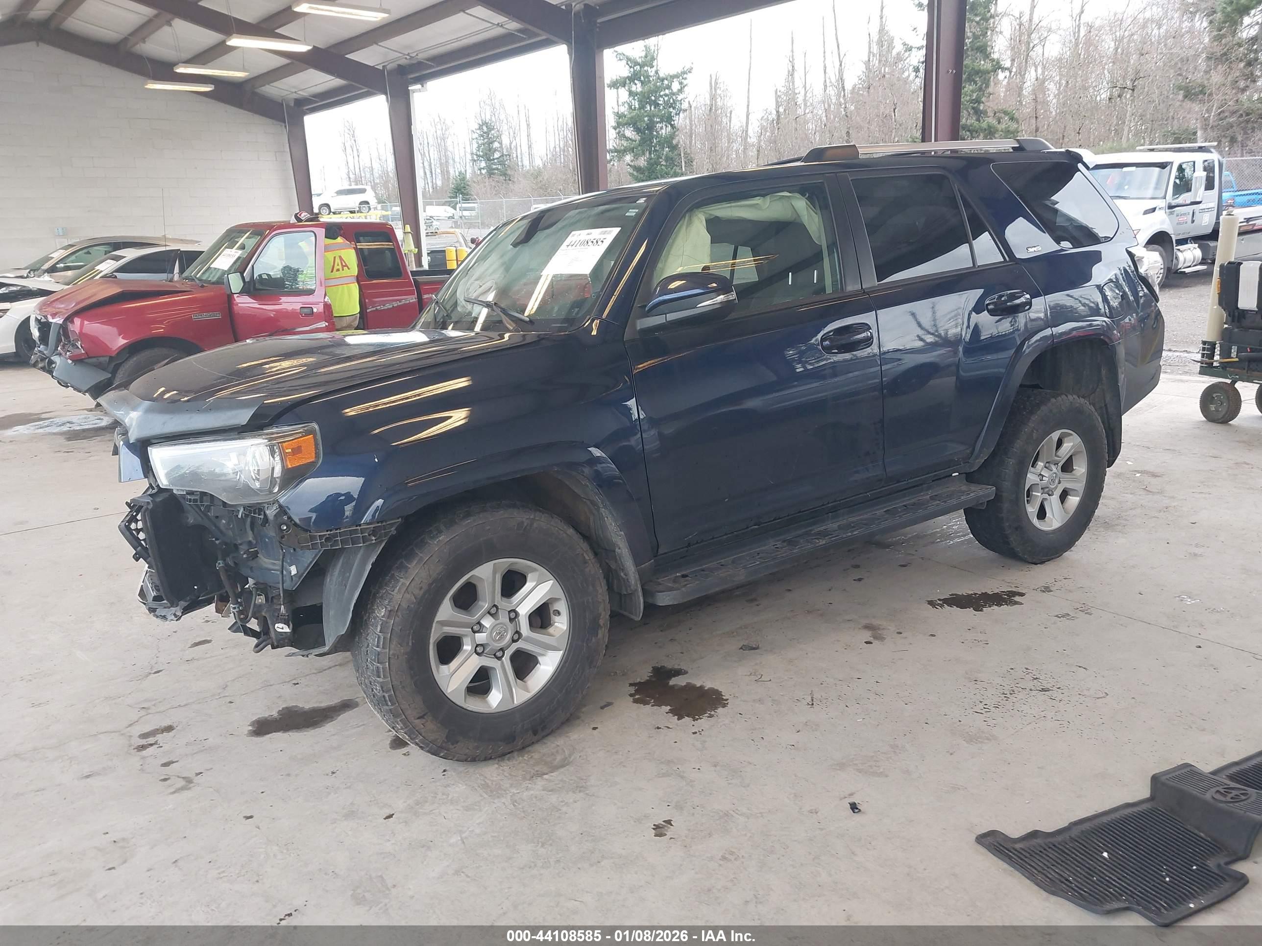TOYOTA 4RUNNER image 2