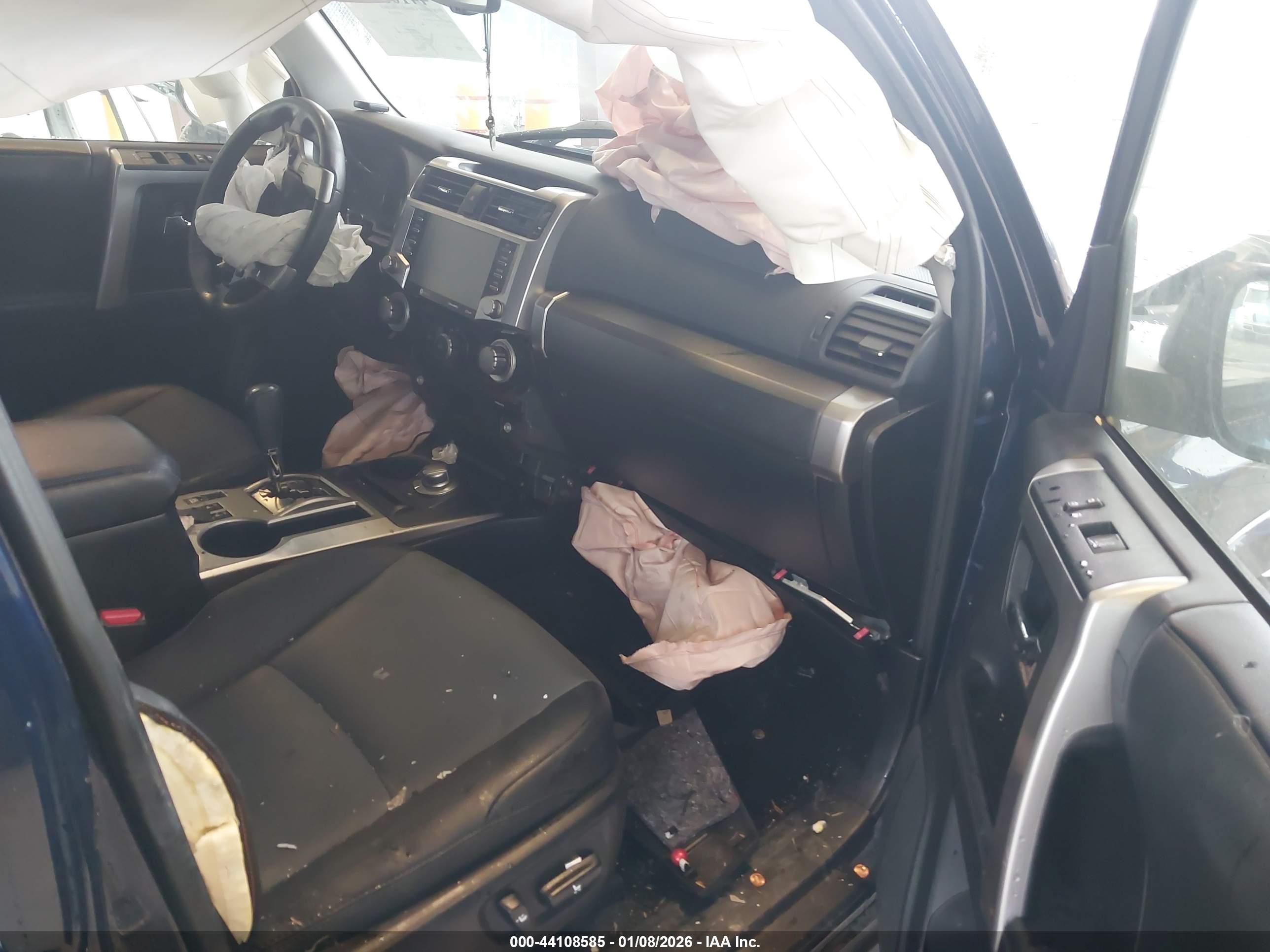 TOYOTA 4RUNNER image 5