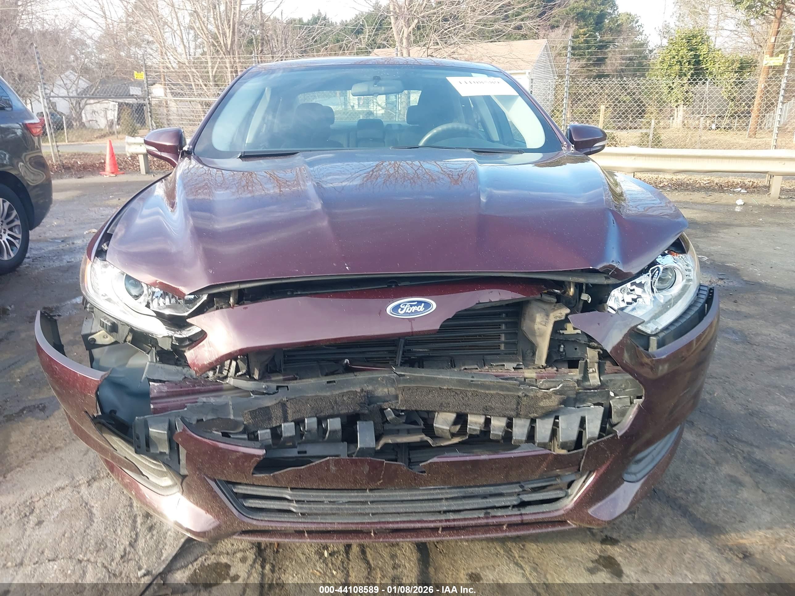 FORD FUSION image 6