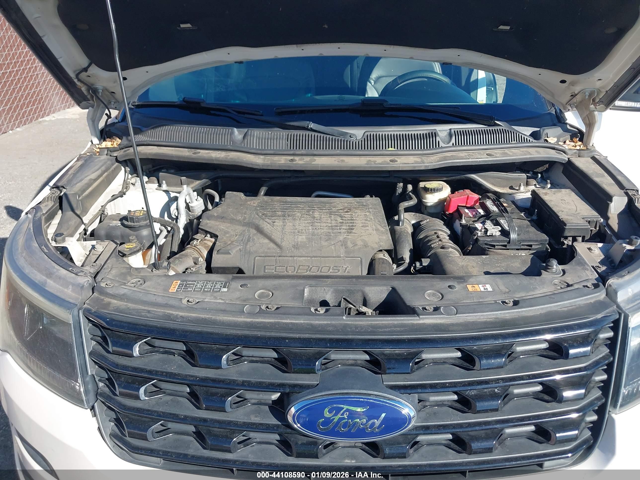 FORD EXPLORER image 10