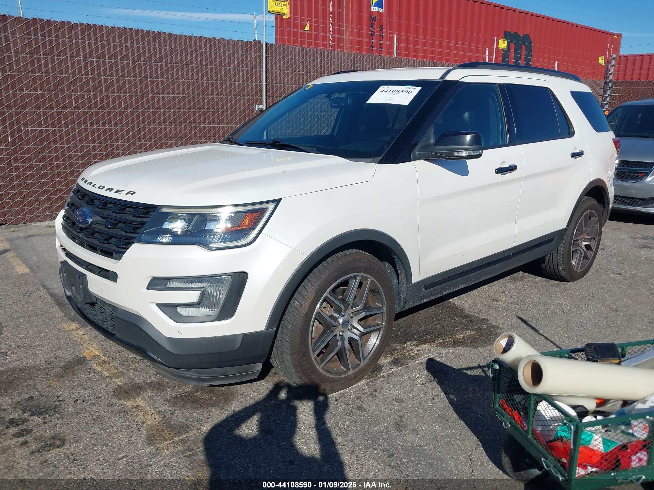 FORD EXPLORER image 2