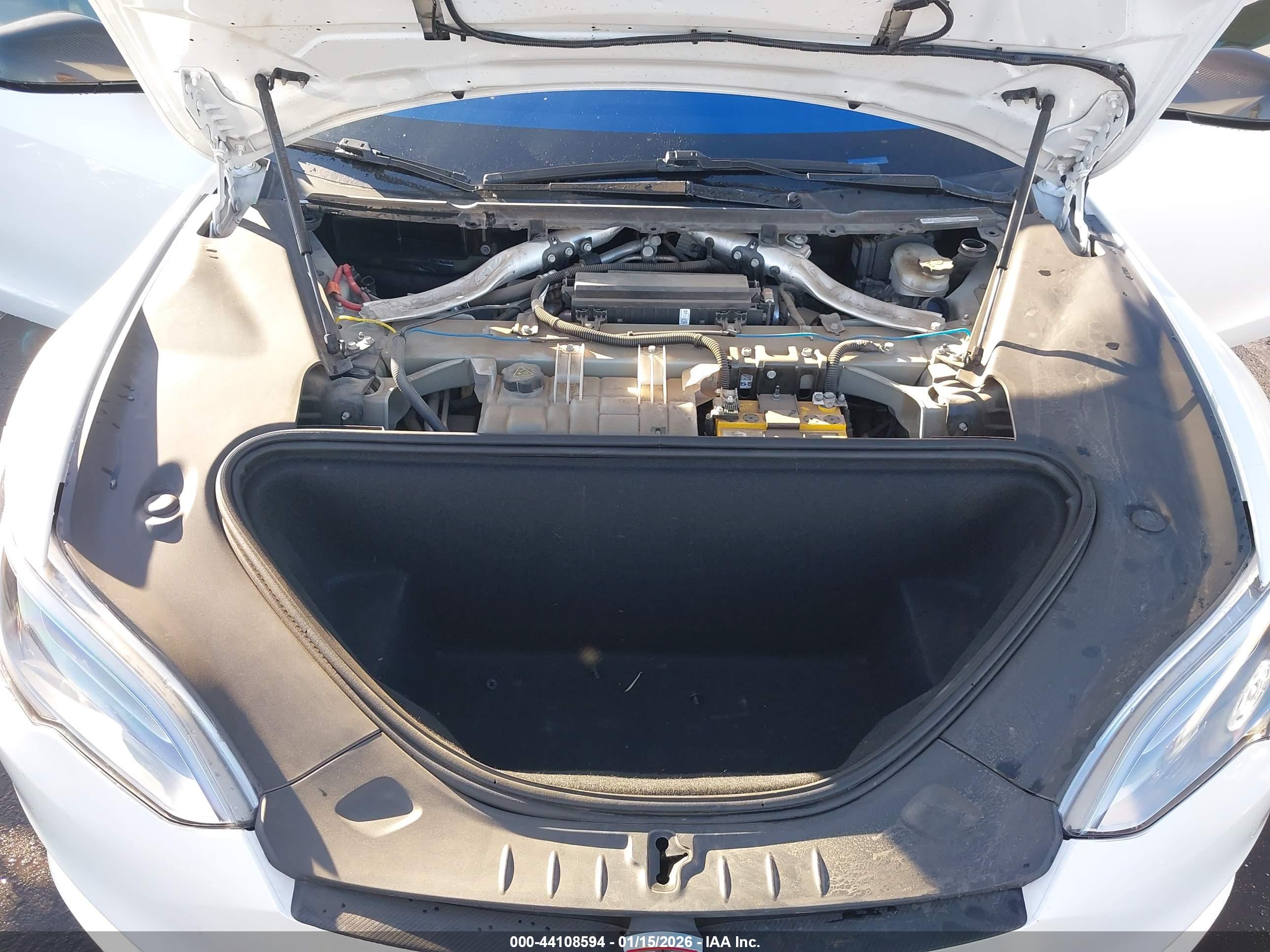 TESLA MODEL image 10