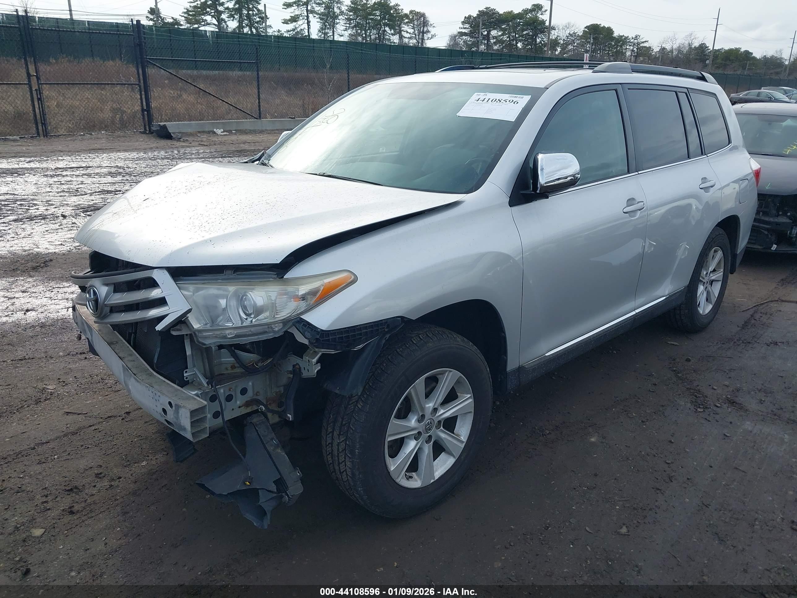 TOYOTA HIGHLANDER image 2