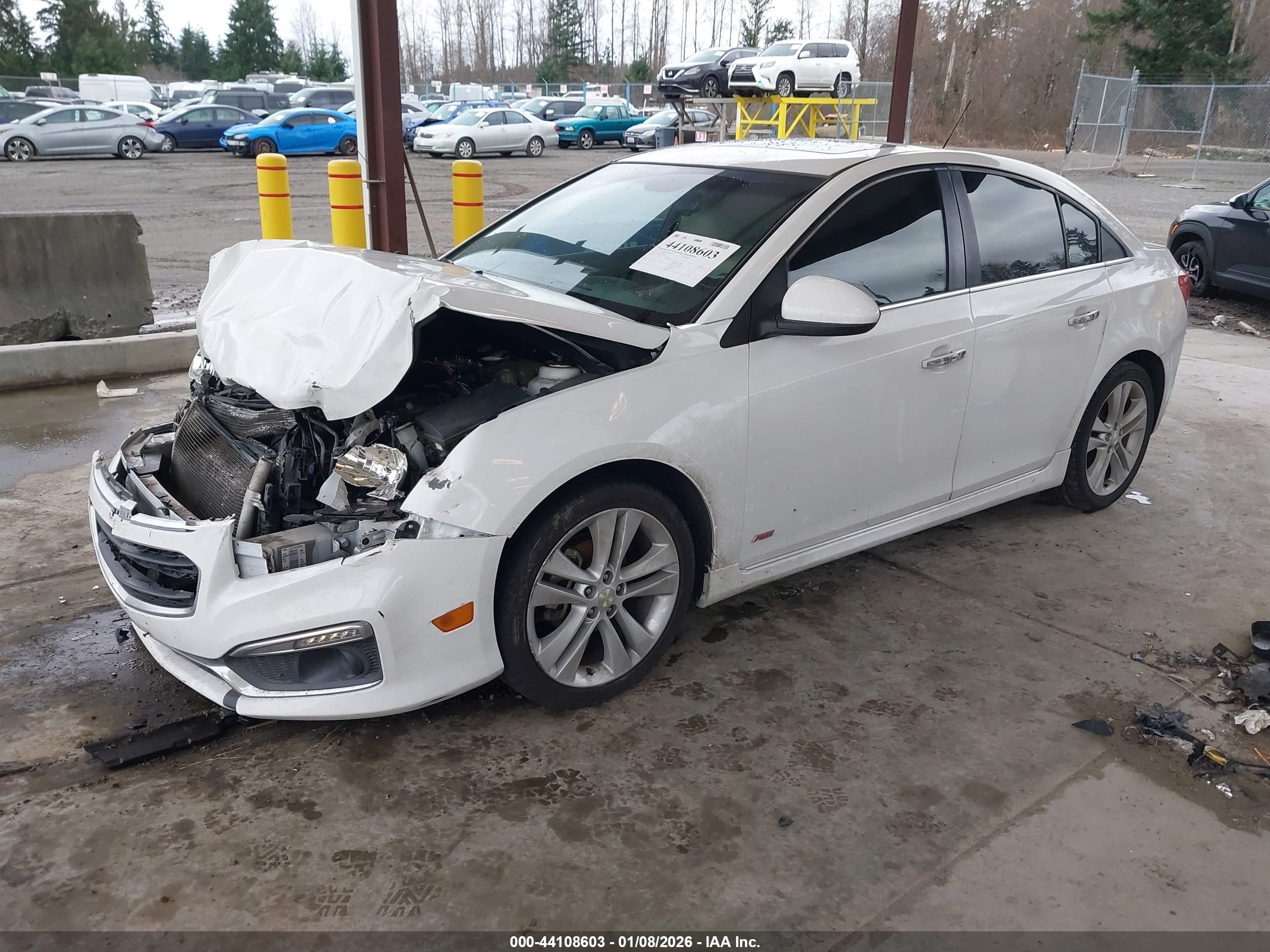 CHEVROLET CRUZE image 2