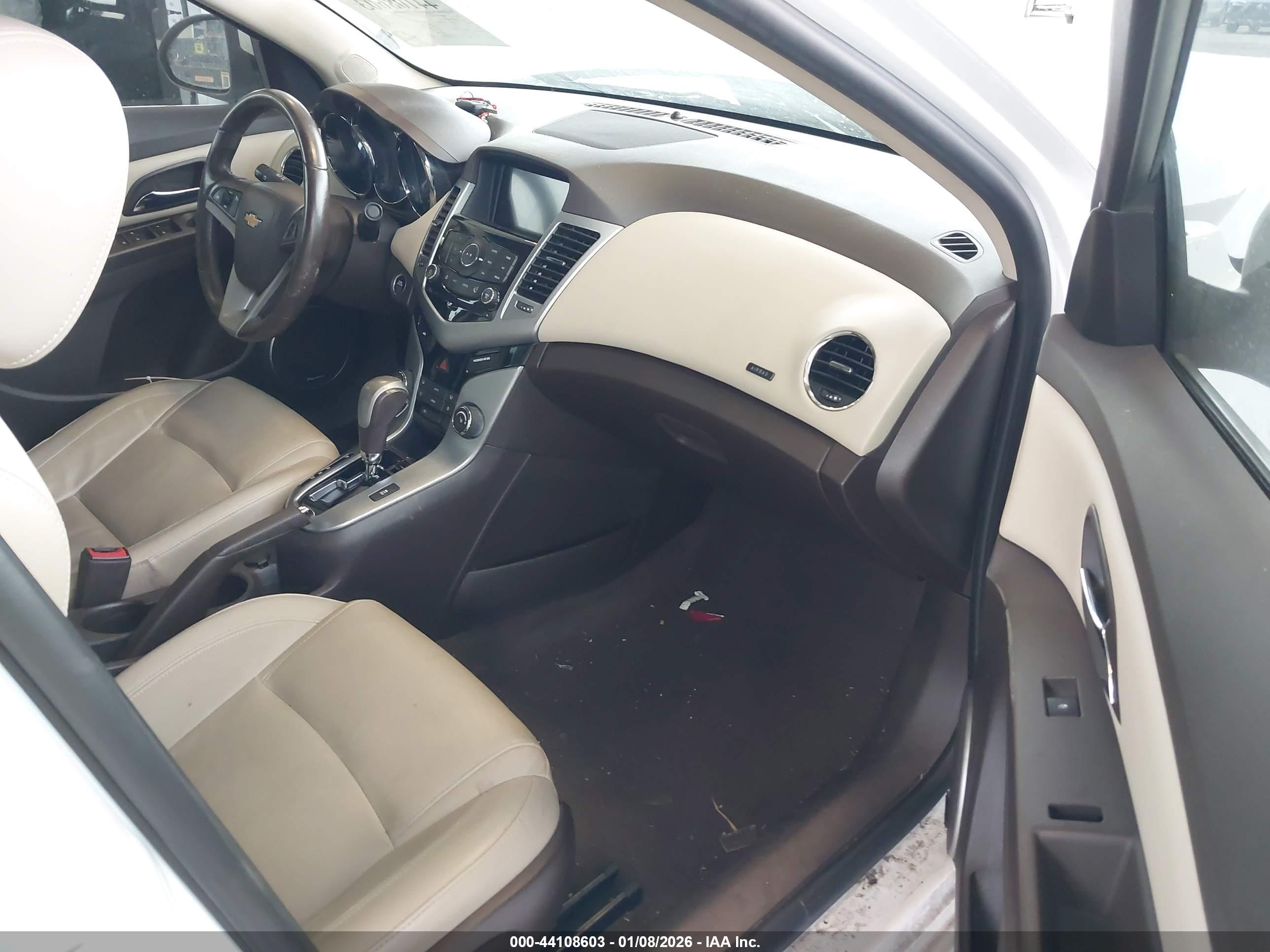CHEVROLET CRUZE image 5