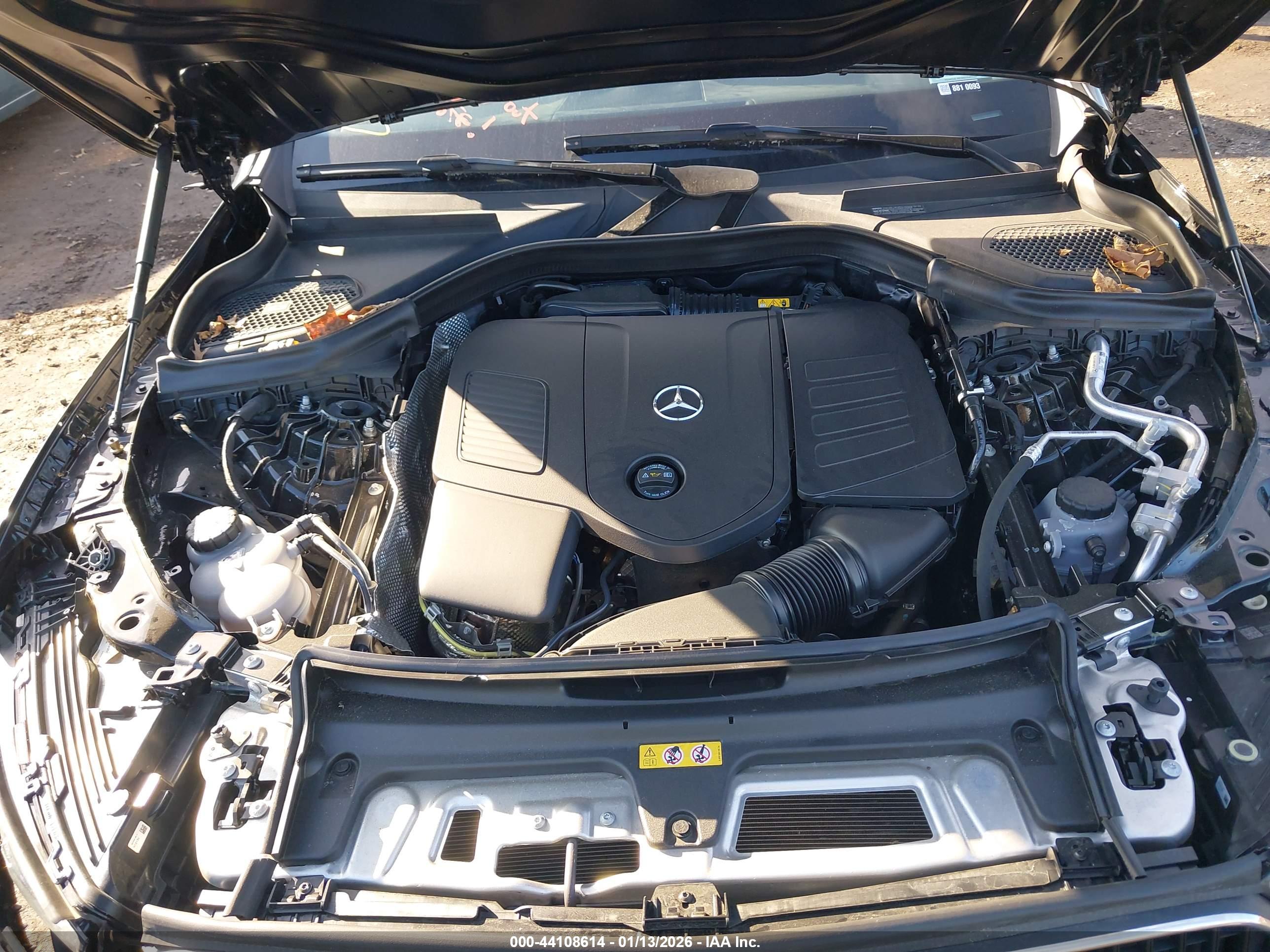 MERCEDES-BENZ GLC image 10