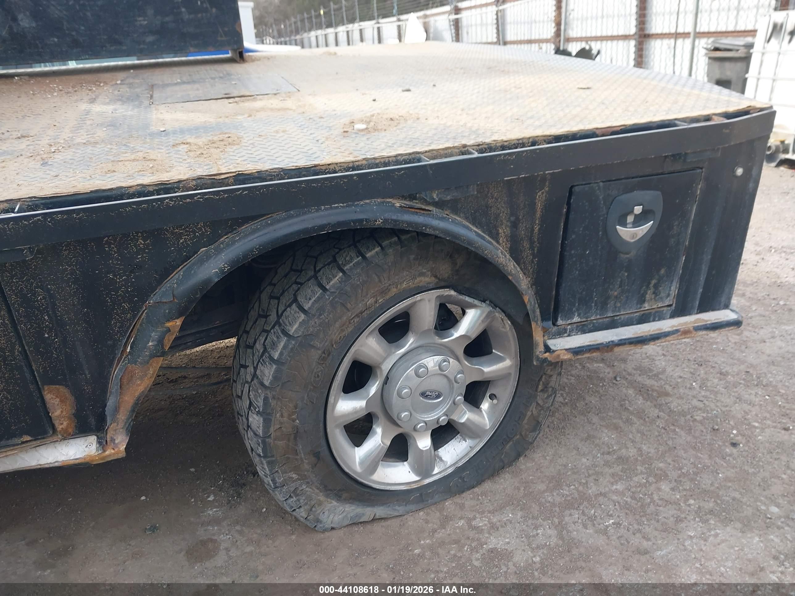 FORD F-250 image 6