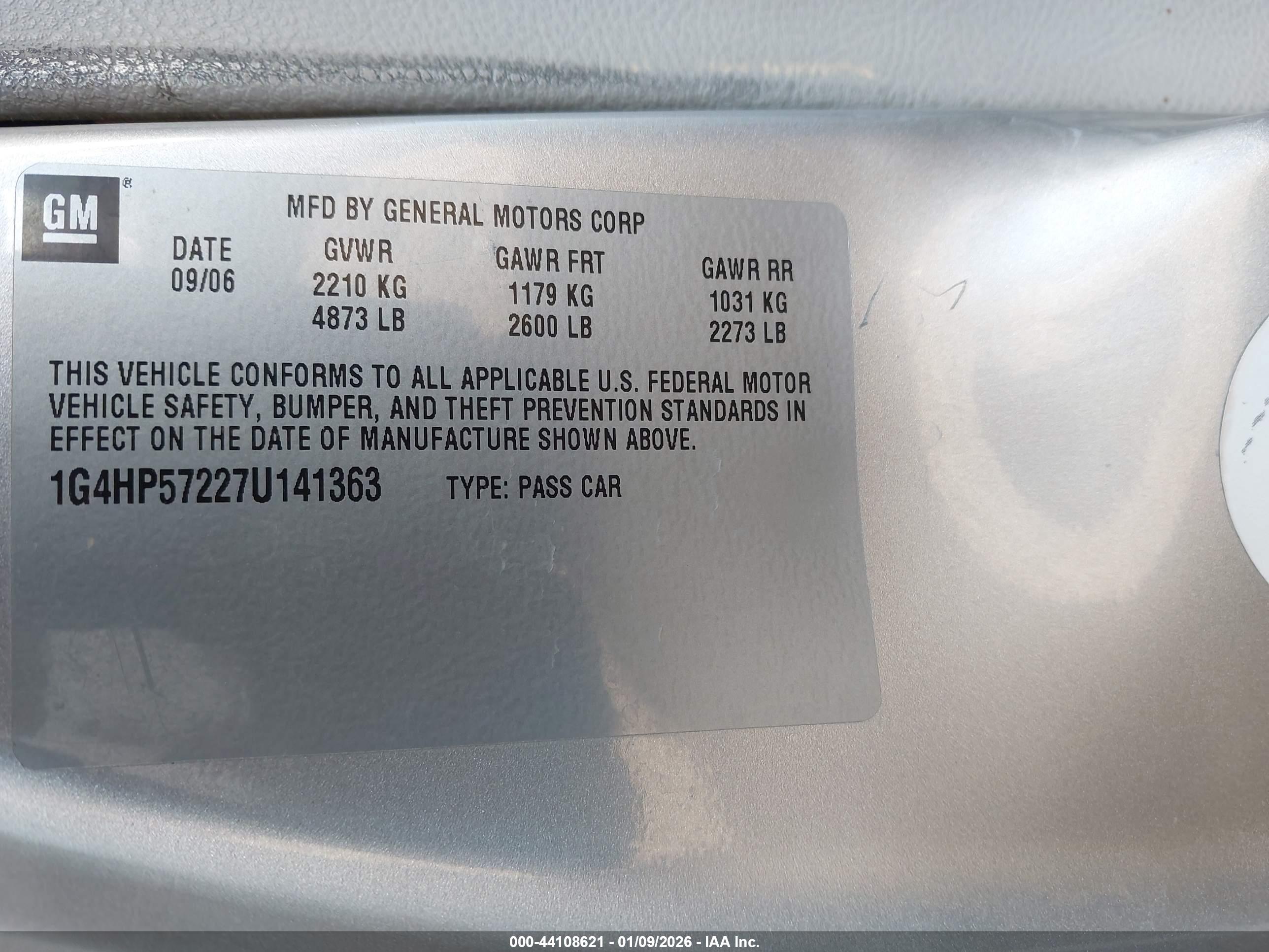 BUICK LUCERNE image 9
