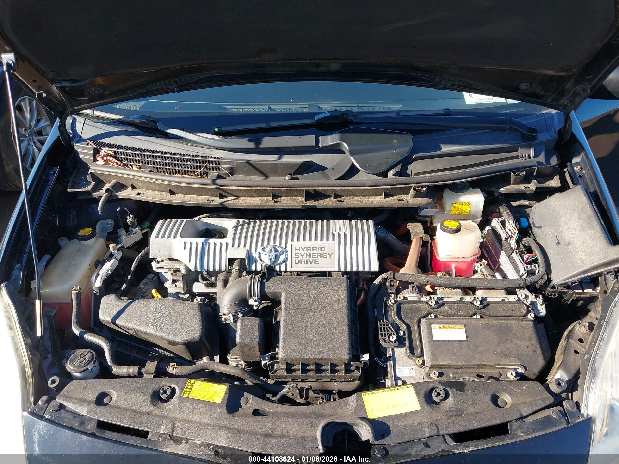 TOYOTA PRIUS image 10