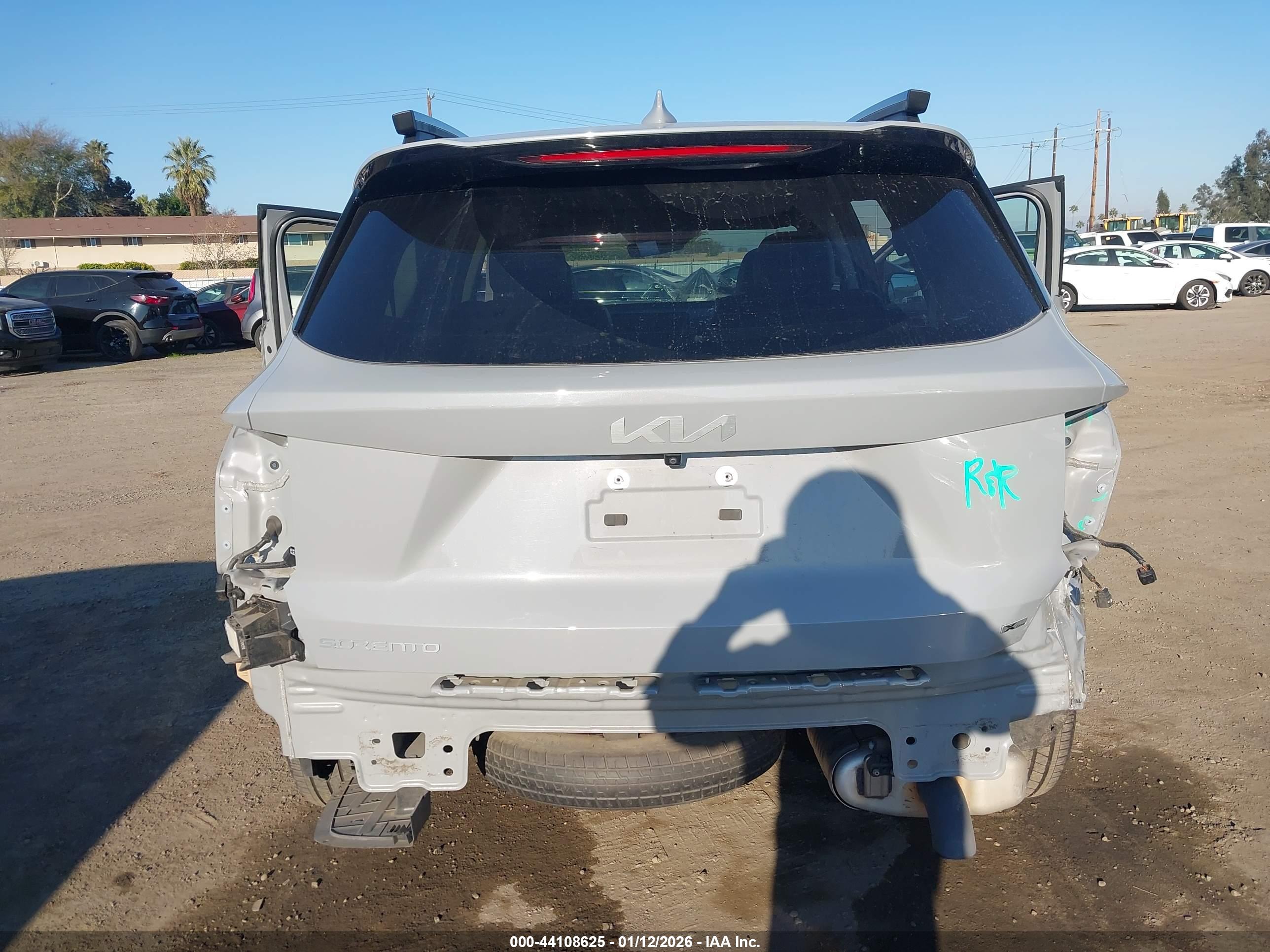 KIA SORENTO image 6