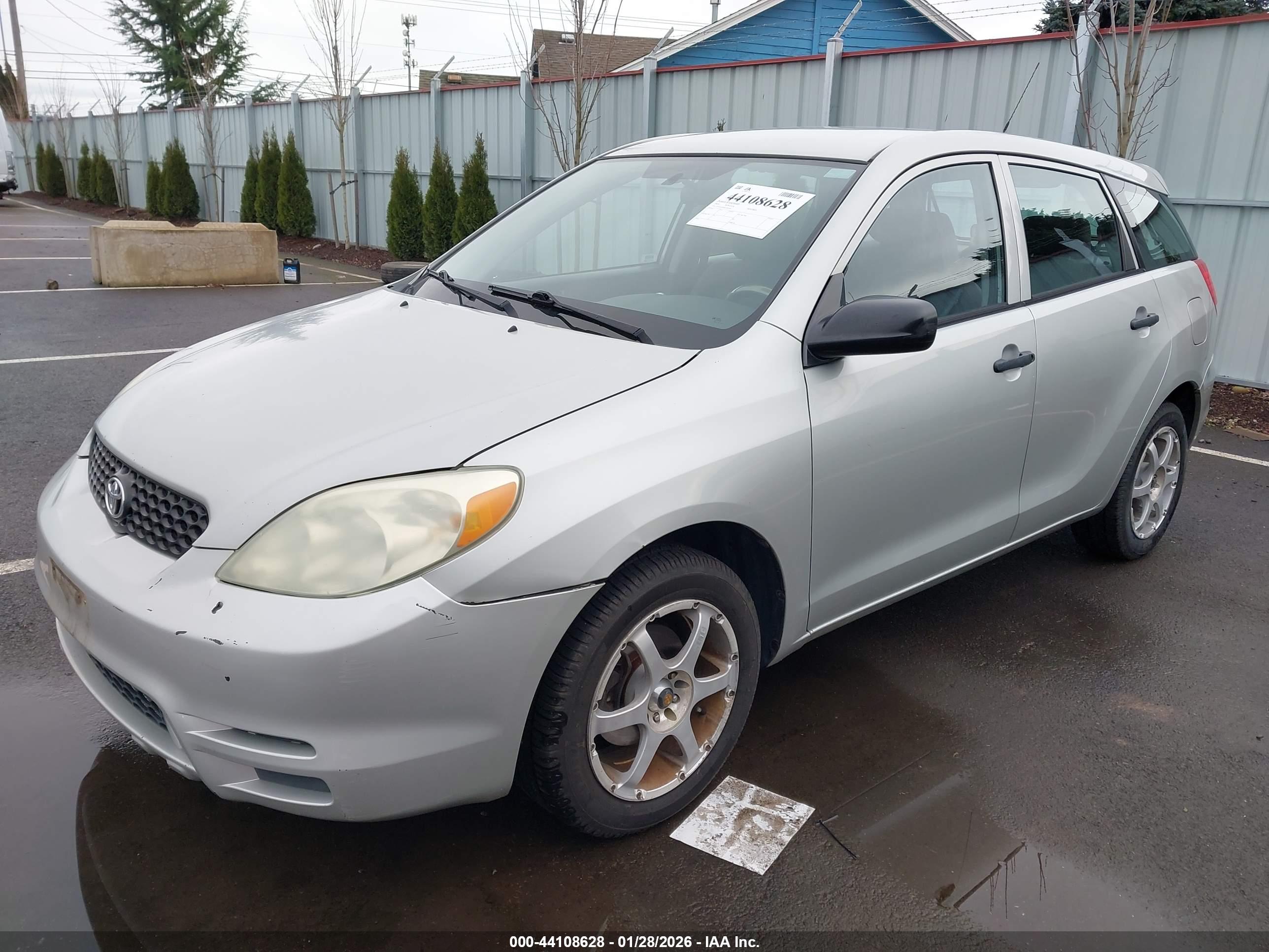 TOYOTA MATRIX image 2