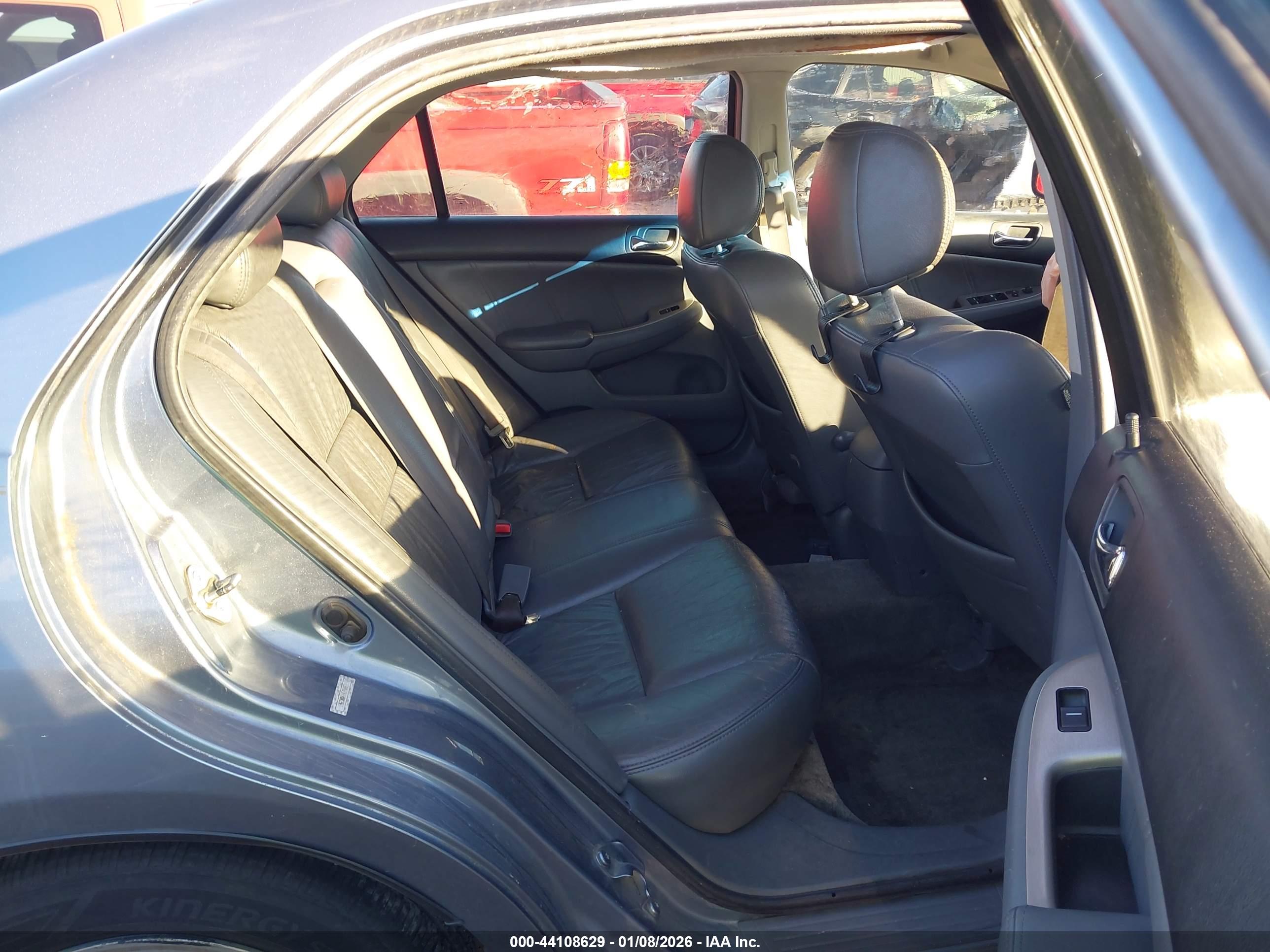 HONDA ACCORD image 8
