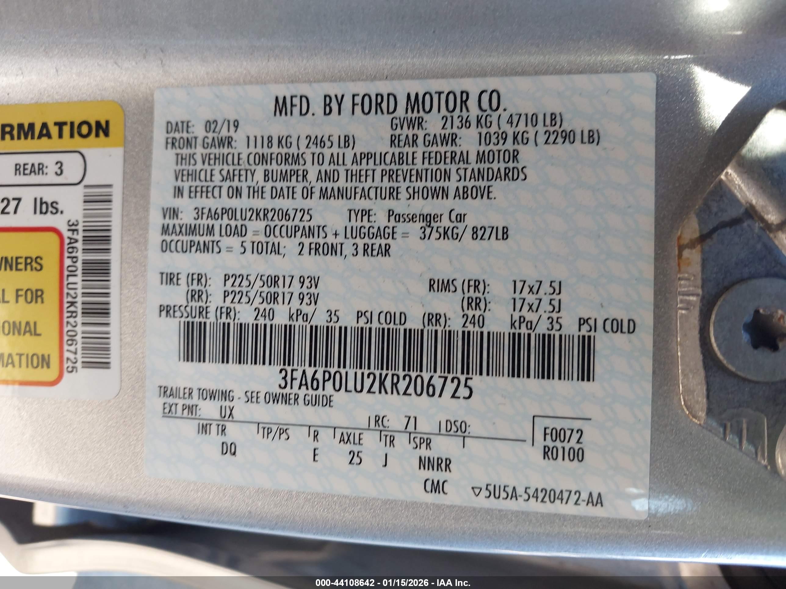 FORD FUSION image 9