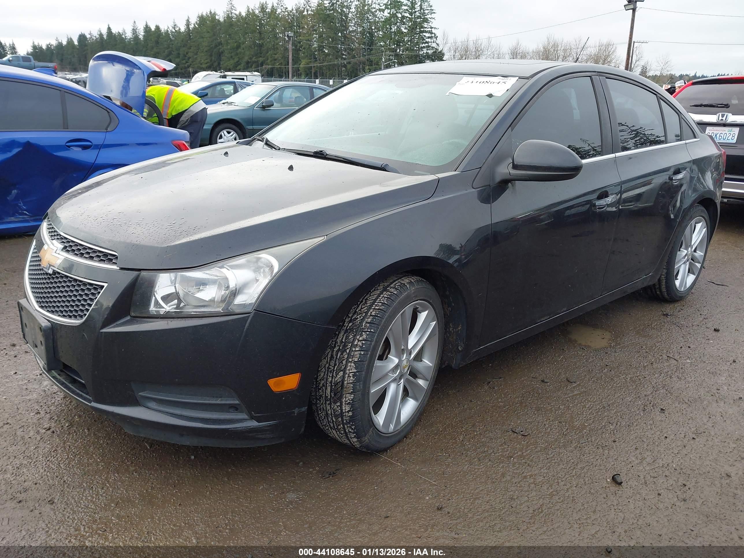 CHEVROLET CRUZE image 2