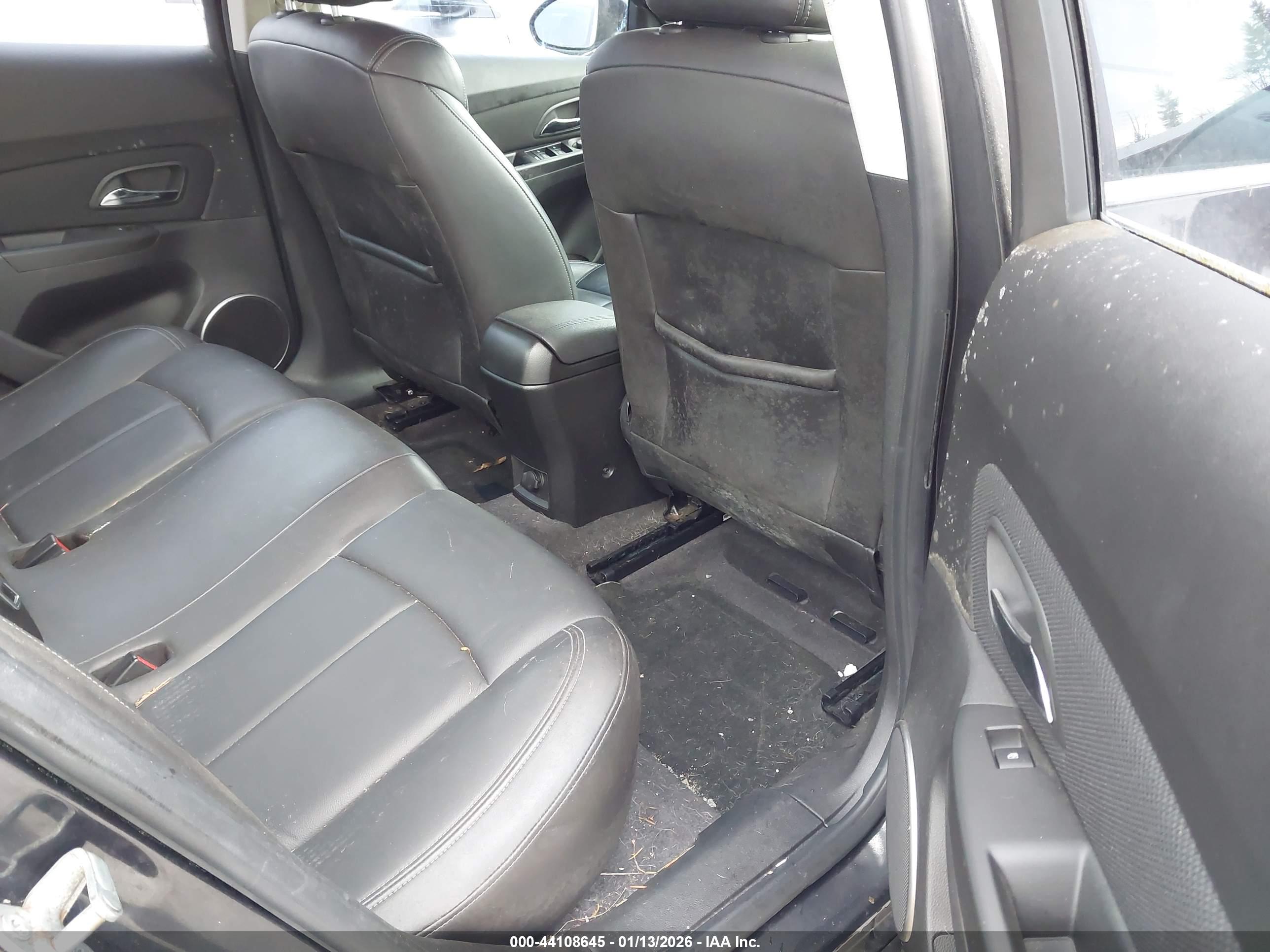 CHEVROLET CRUZE image 8