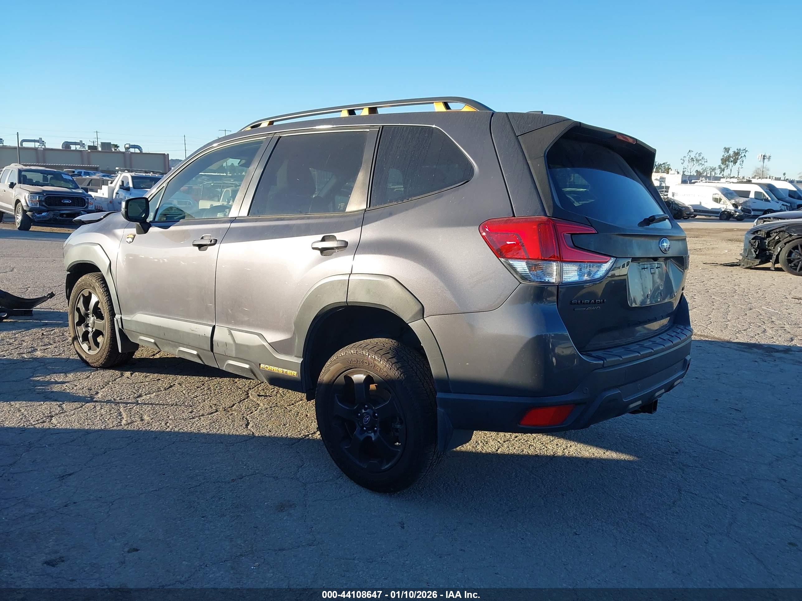 SUBARU FORESTER image 3