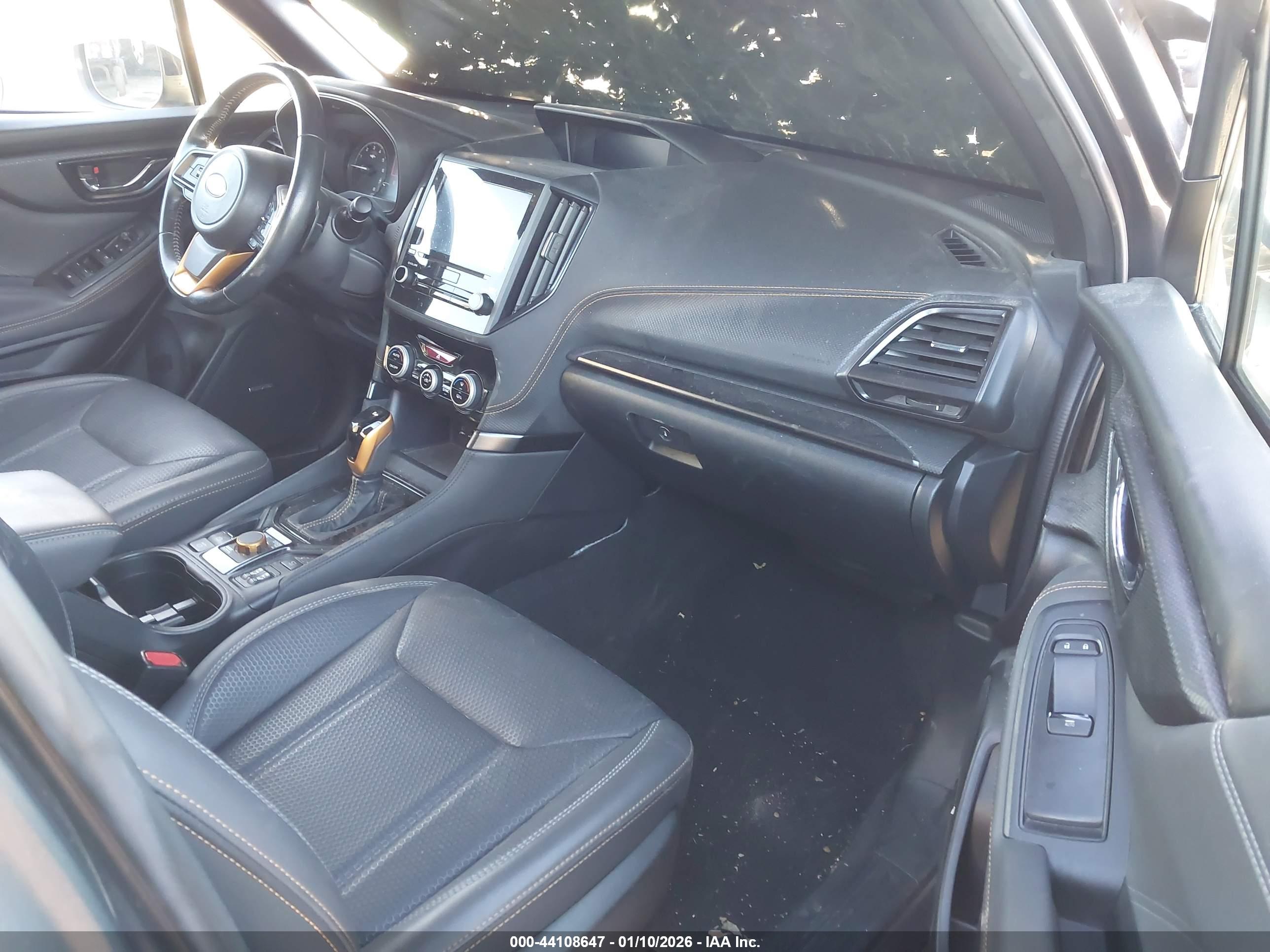 SUBARU FORESTER image 5