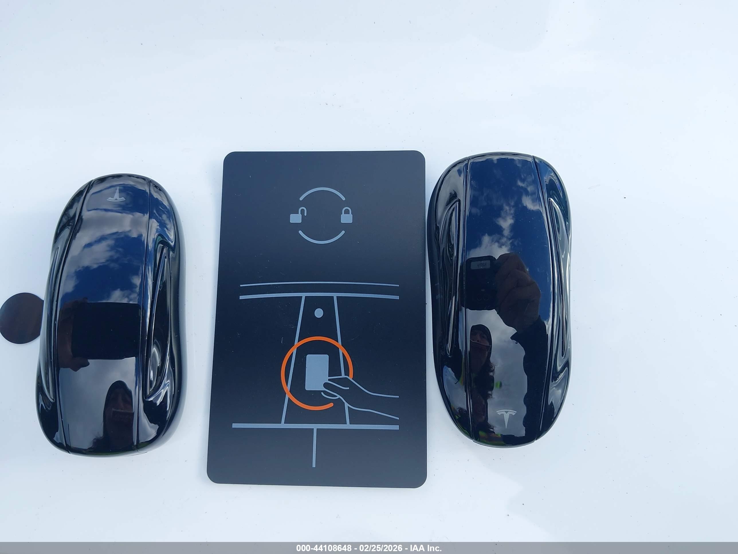 TESLA MODEL image 11