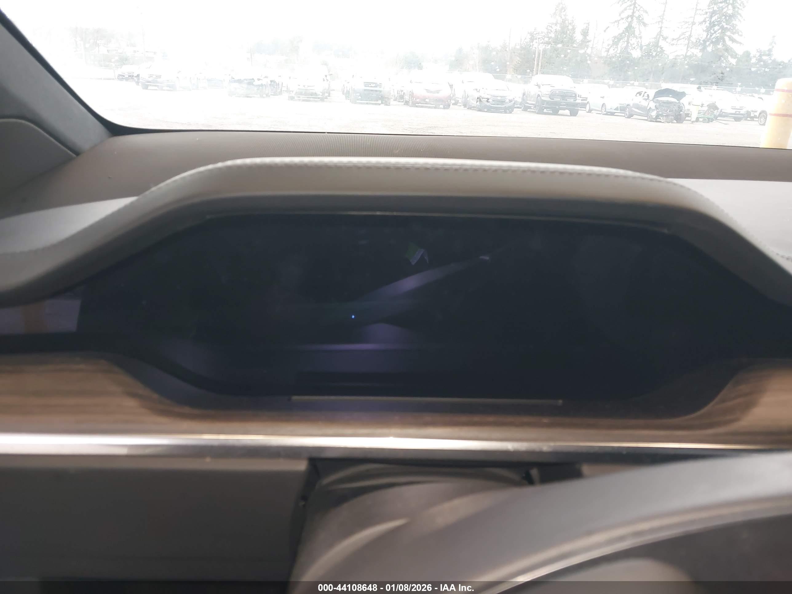 TESLA MODEL image 7