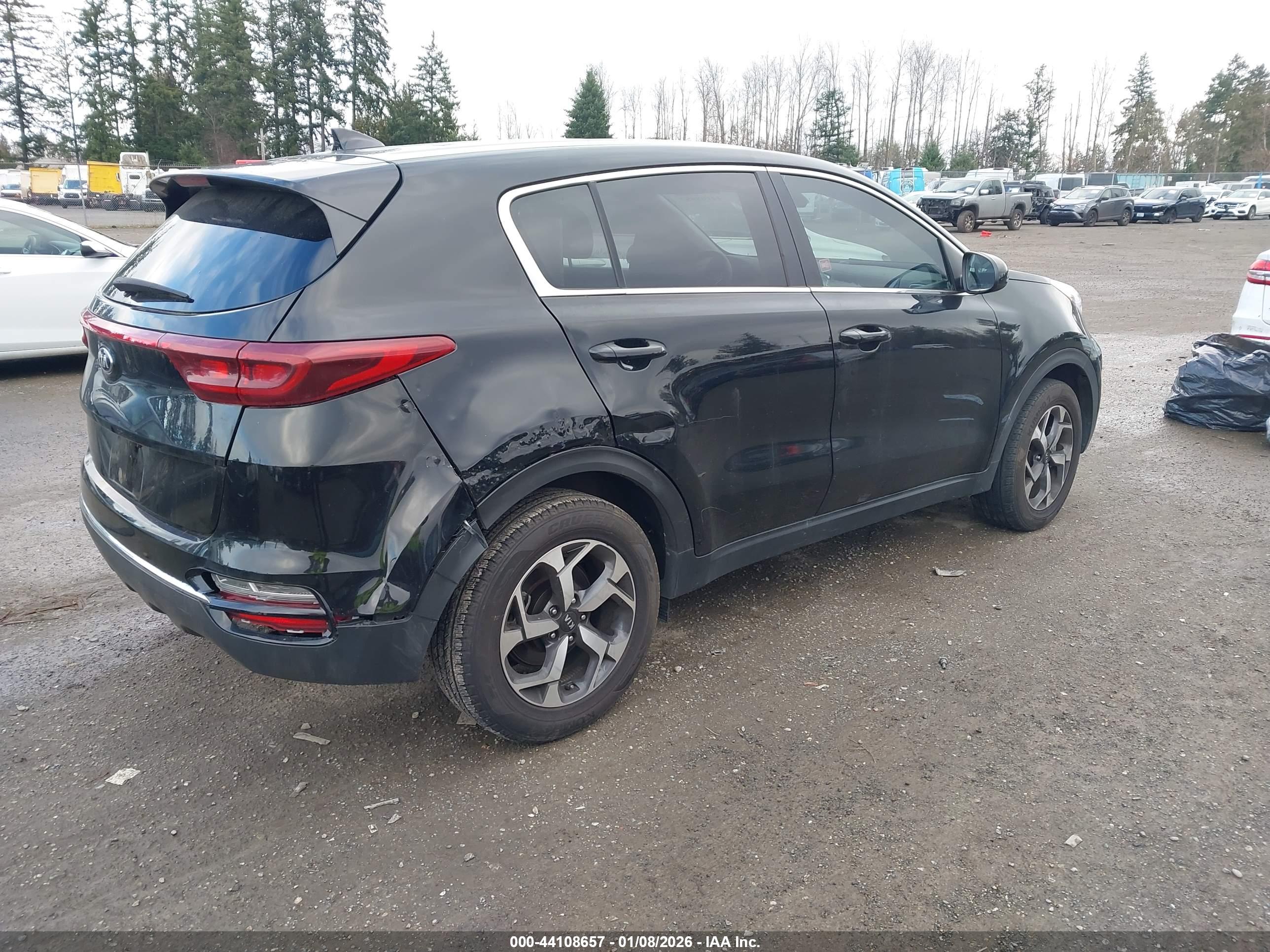 KIA SPORTAGE image 4