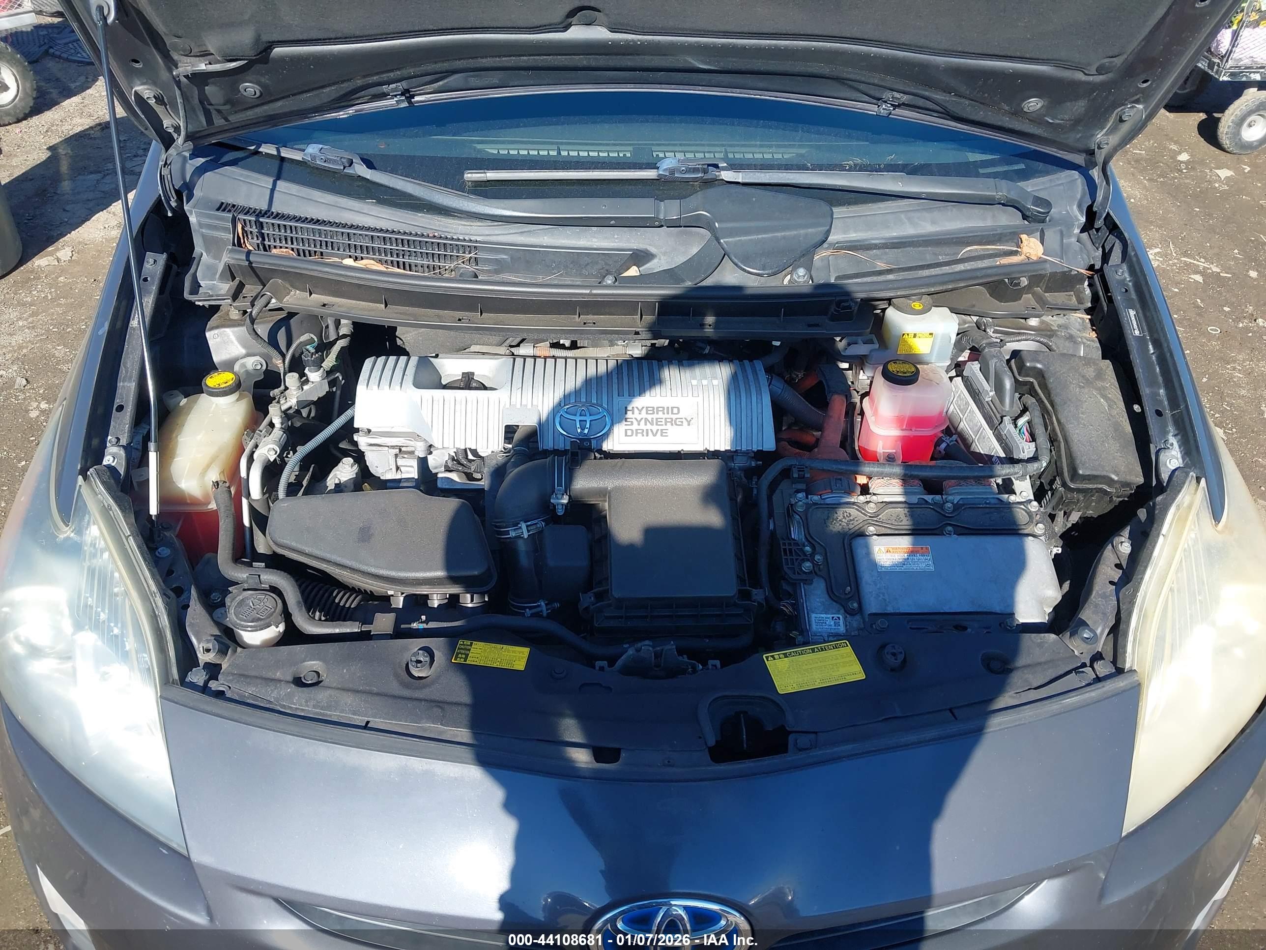 TOYOTA PRIUS image 10