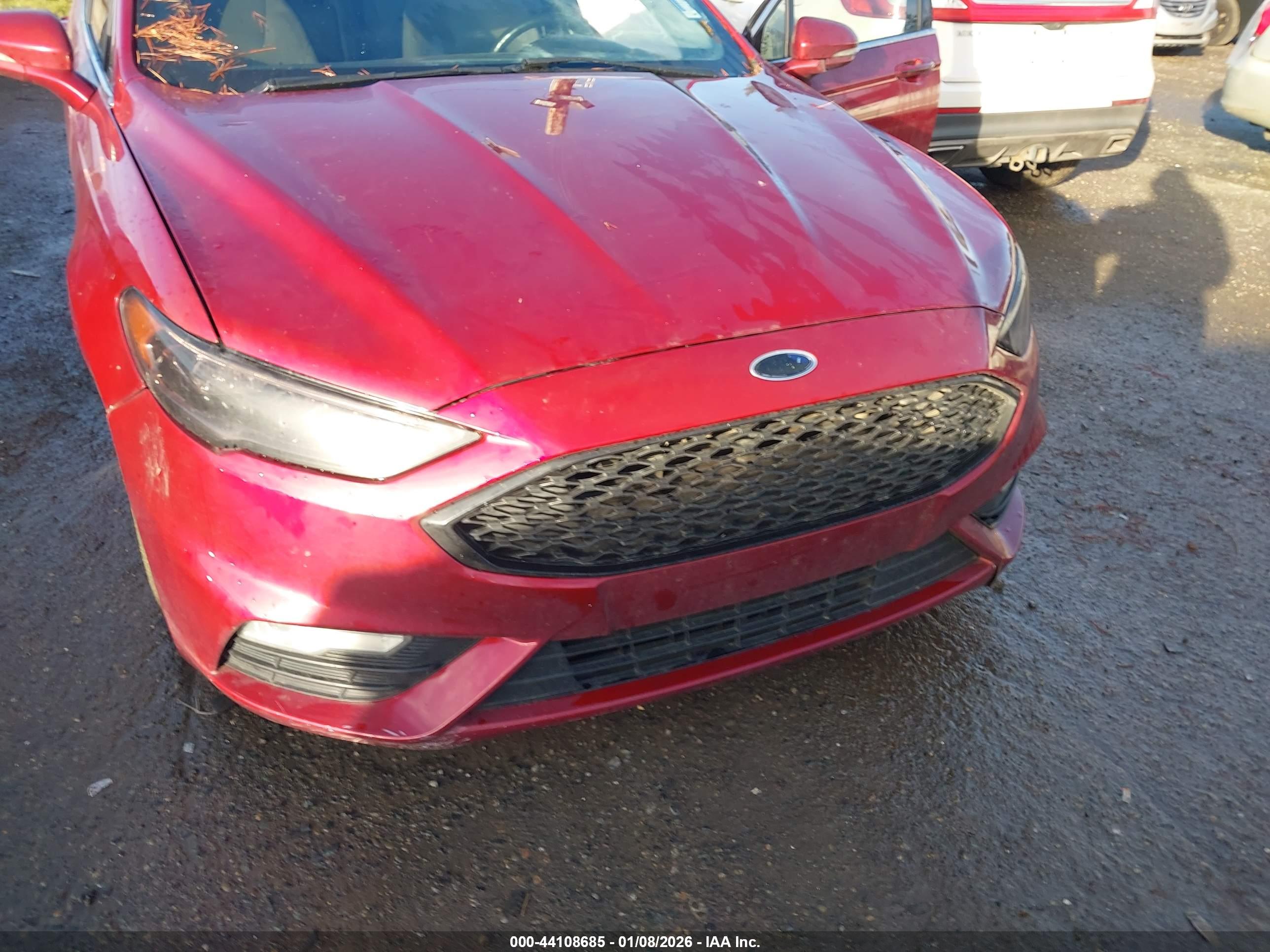 FORD FUSION image 6