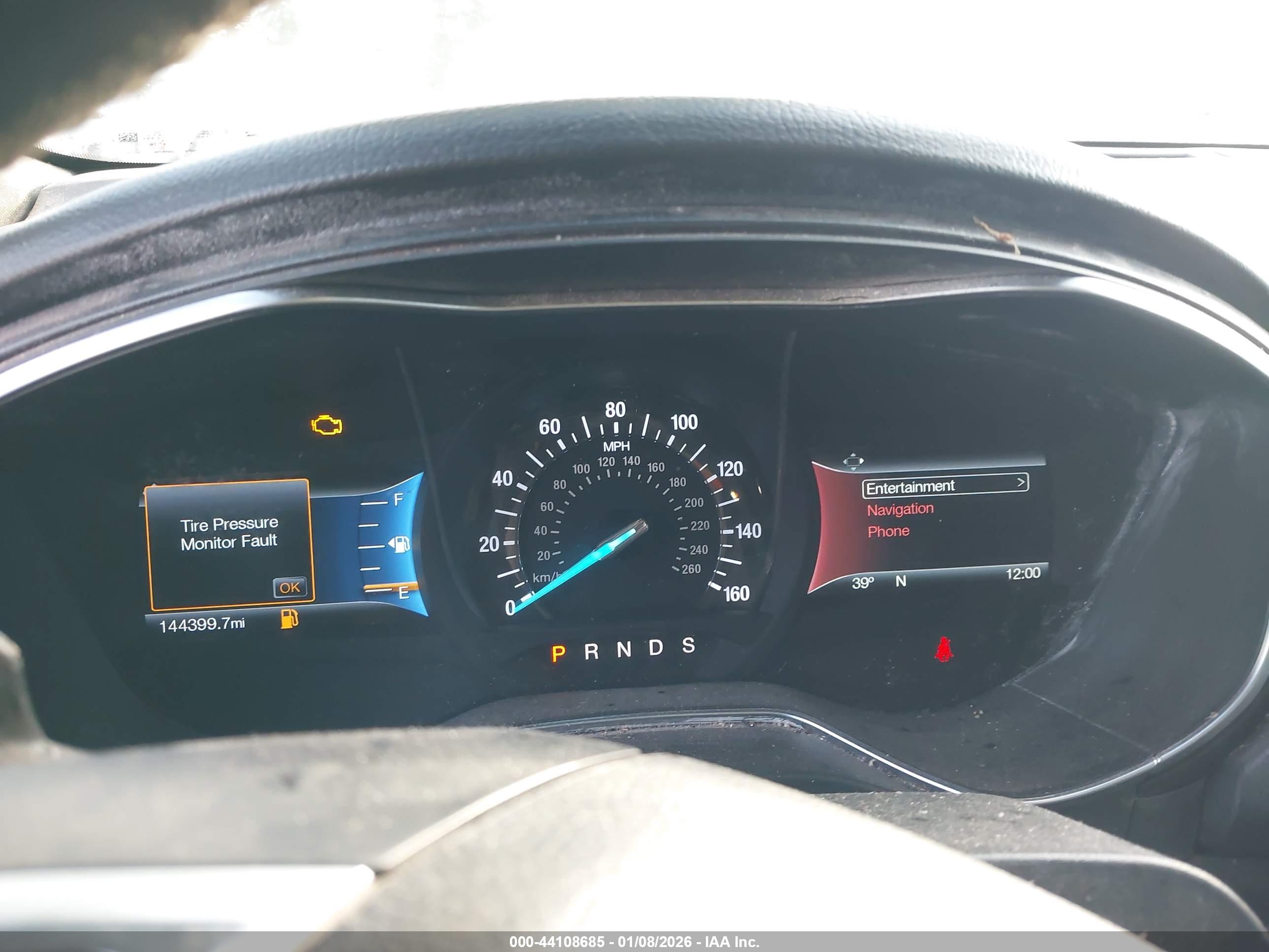 FORD FUSION image 7