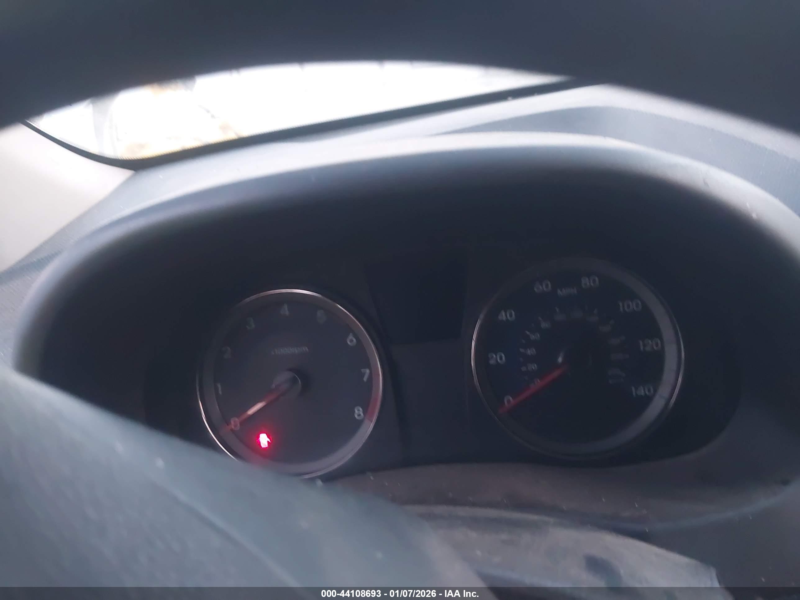 HYUNDAI ACCENT image 7