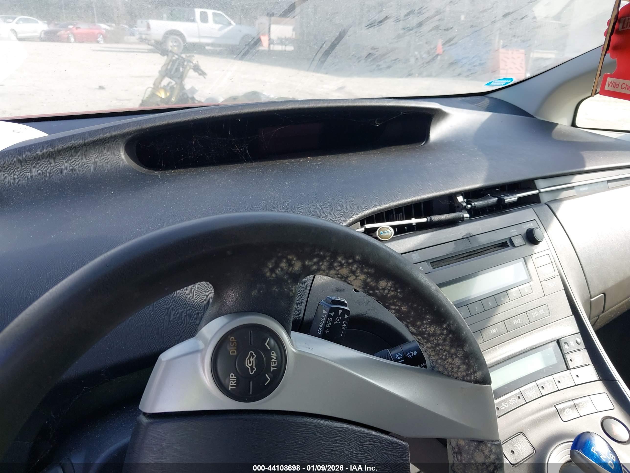 TOYOTA PRIUS image 7