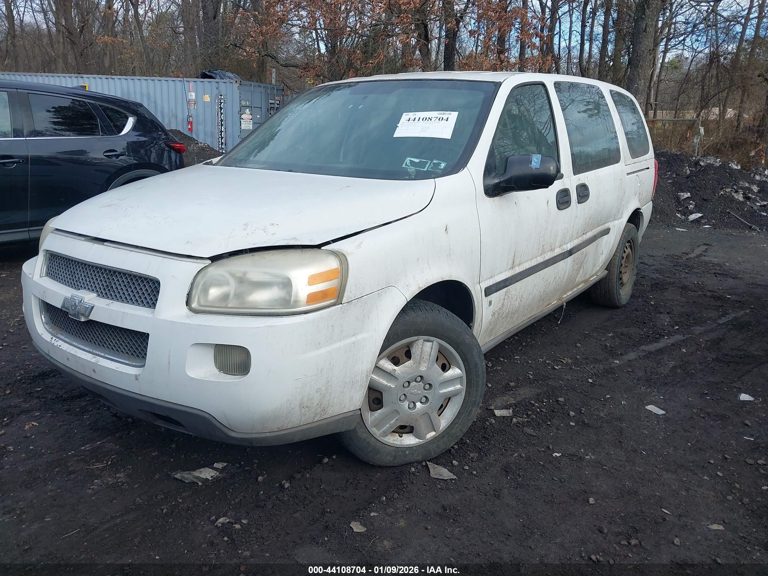 CHEVROLET UPLANDER image 6