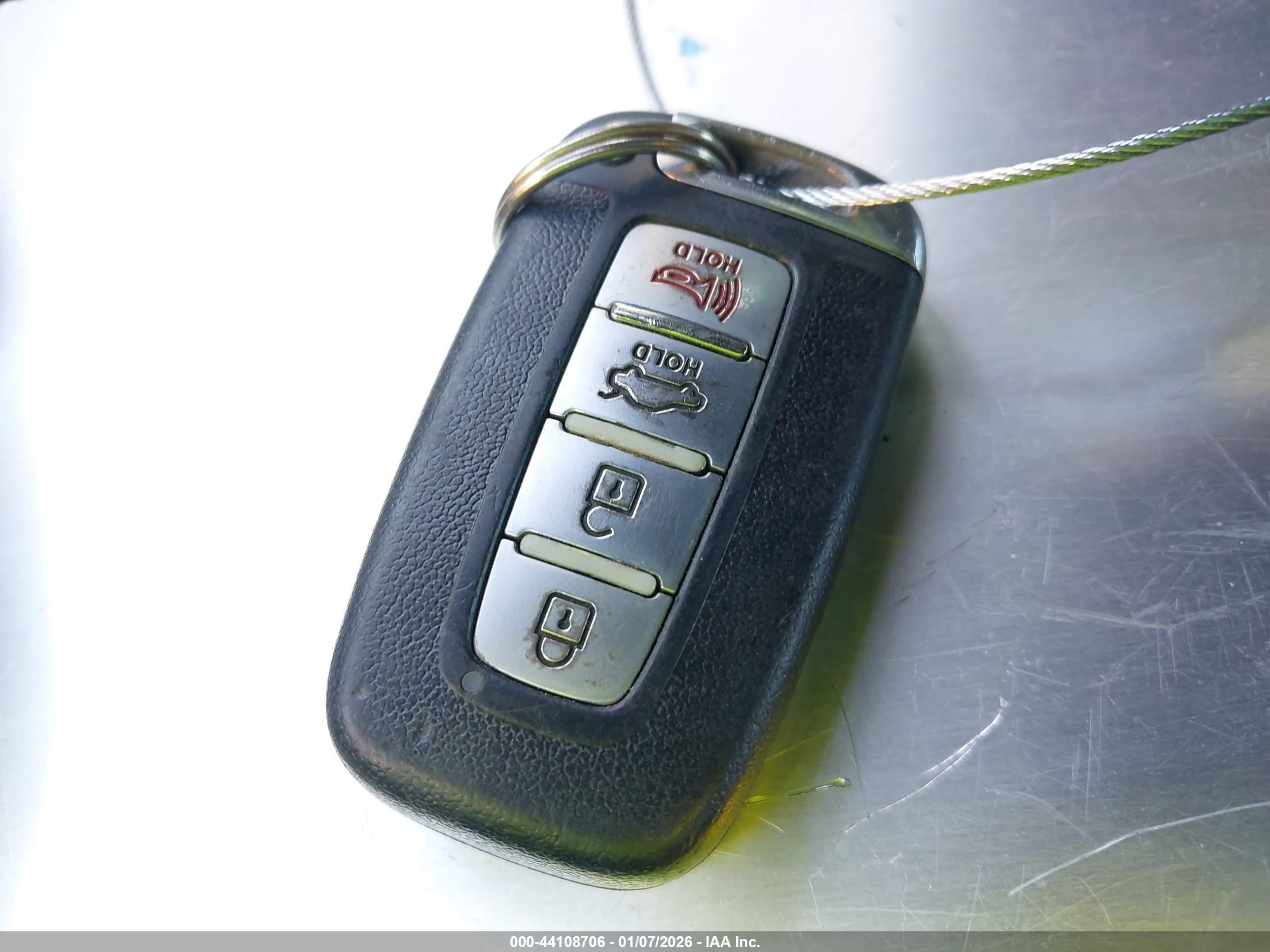 HYUNDAI AZERA image 11