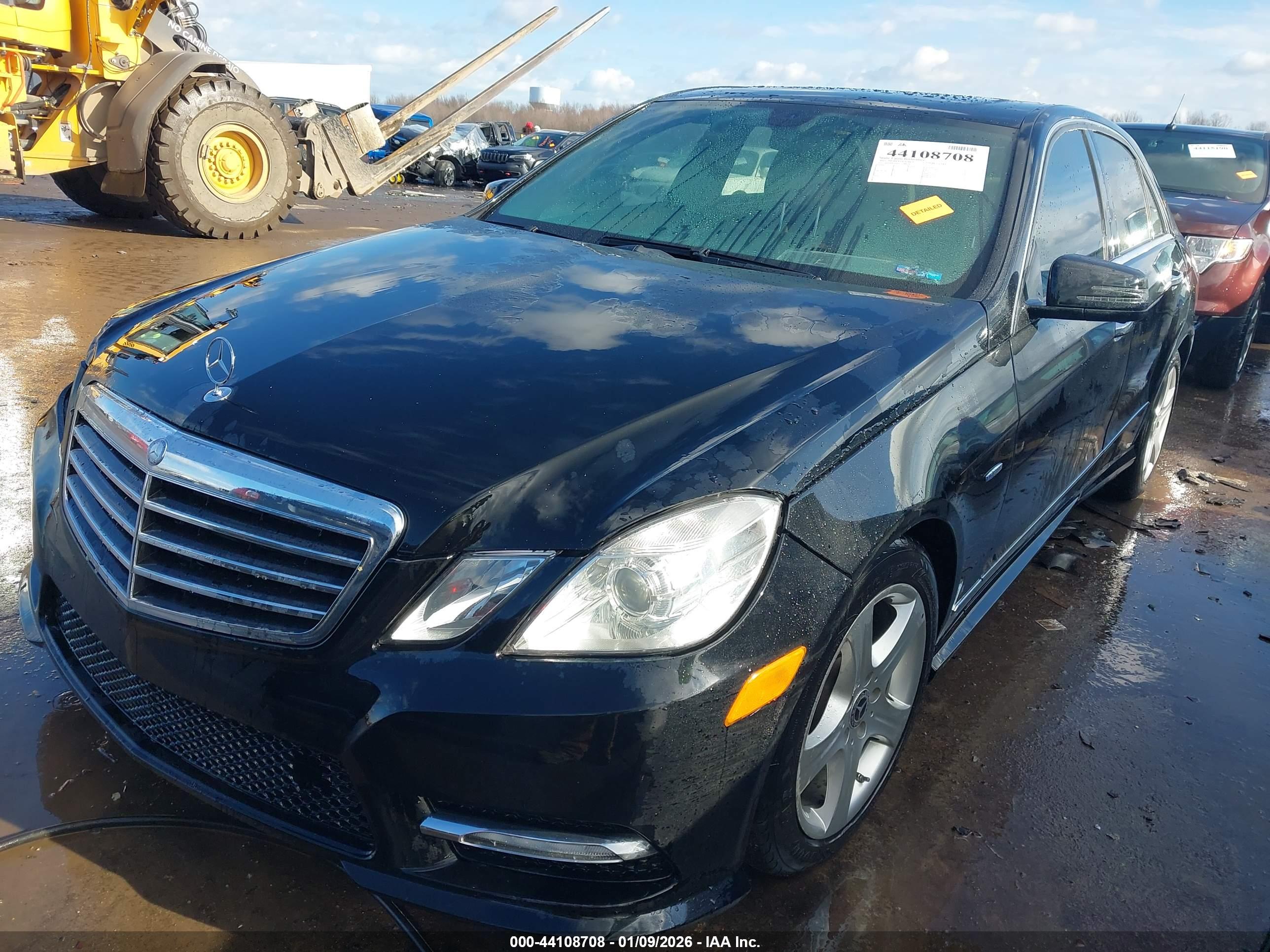 MERCEDES-BENZ E image 2